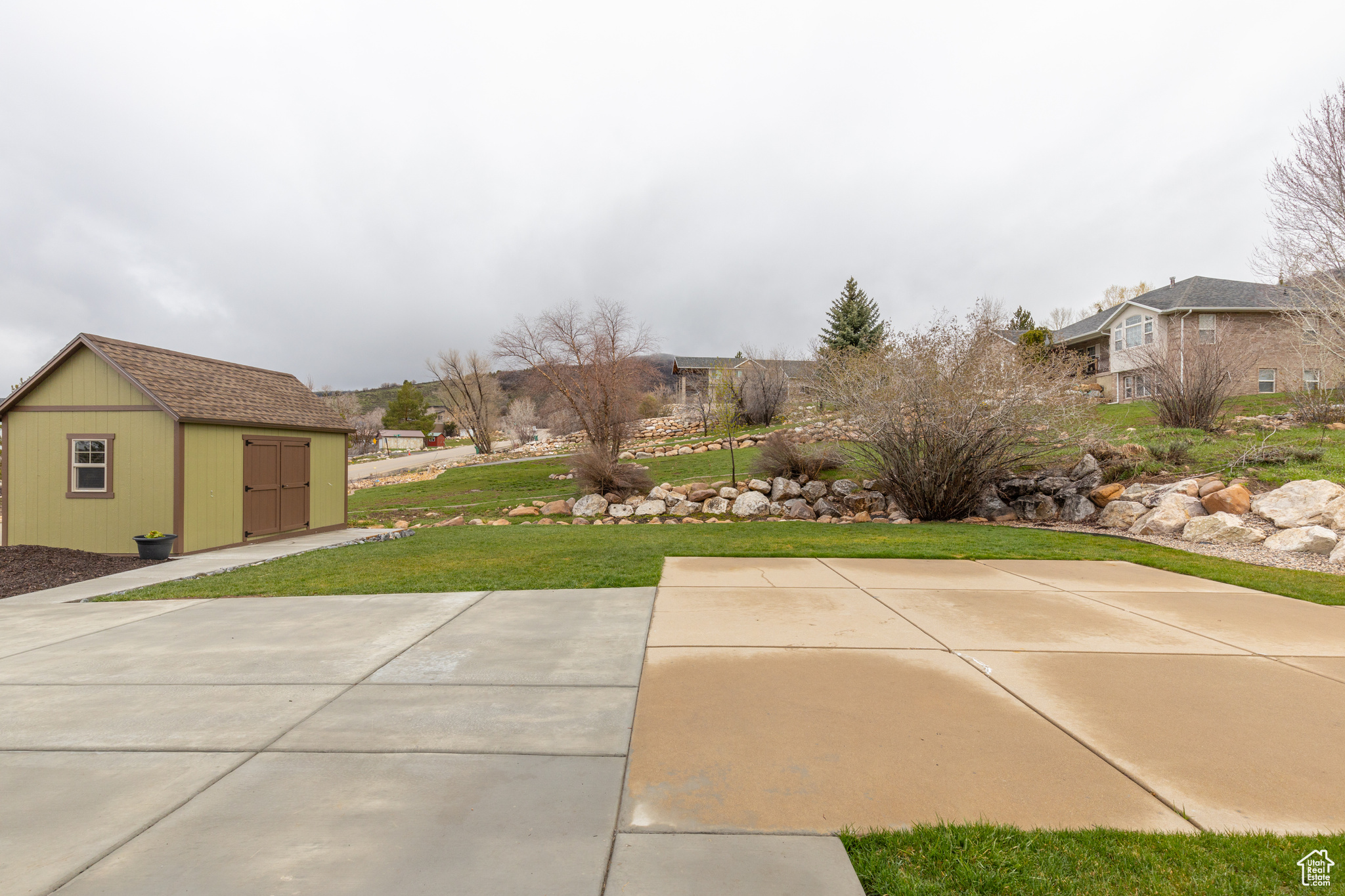 5108 N WOLF RIDGE CIR