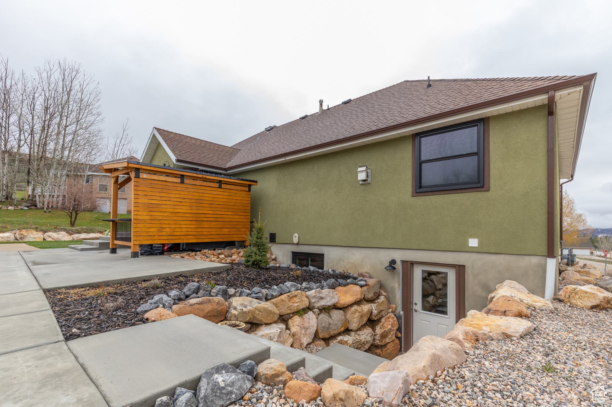 5108 N WOLF RIDGE CIR