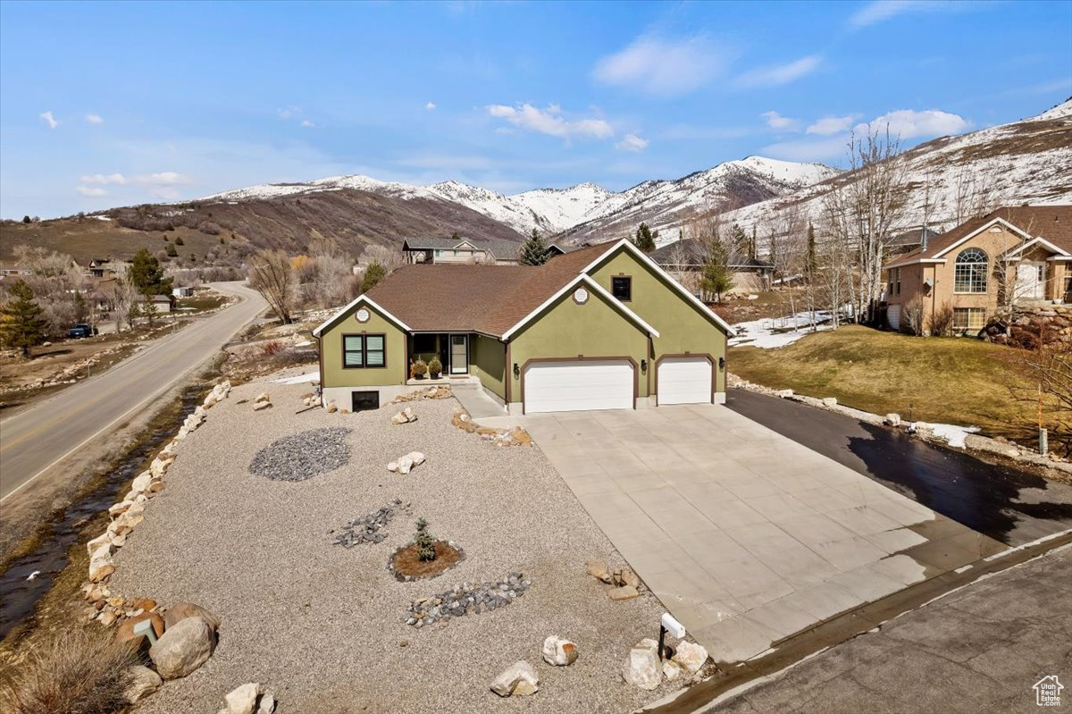 5108 N WOLF RIDGE CIR