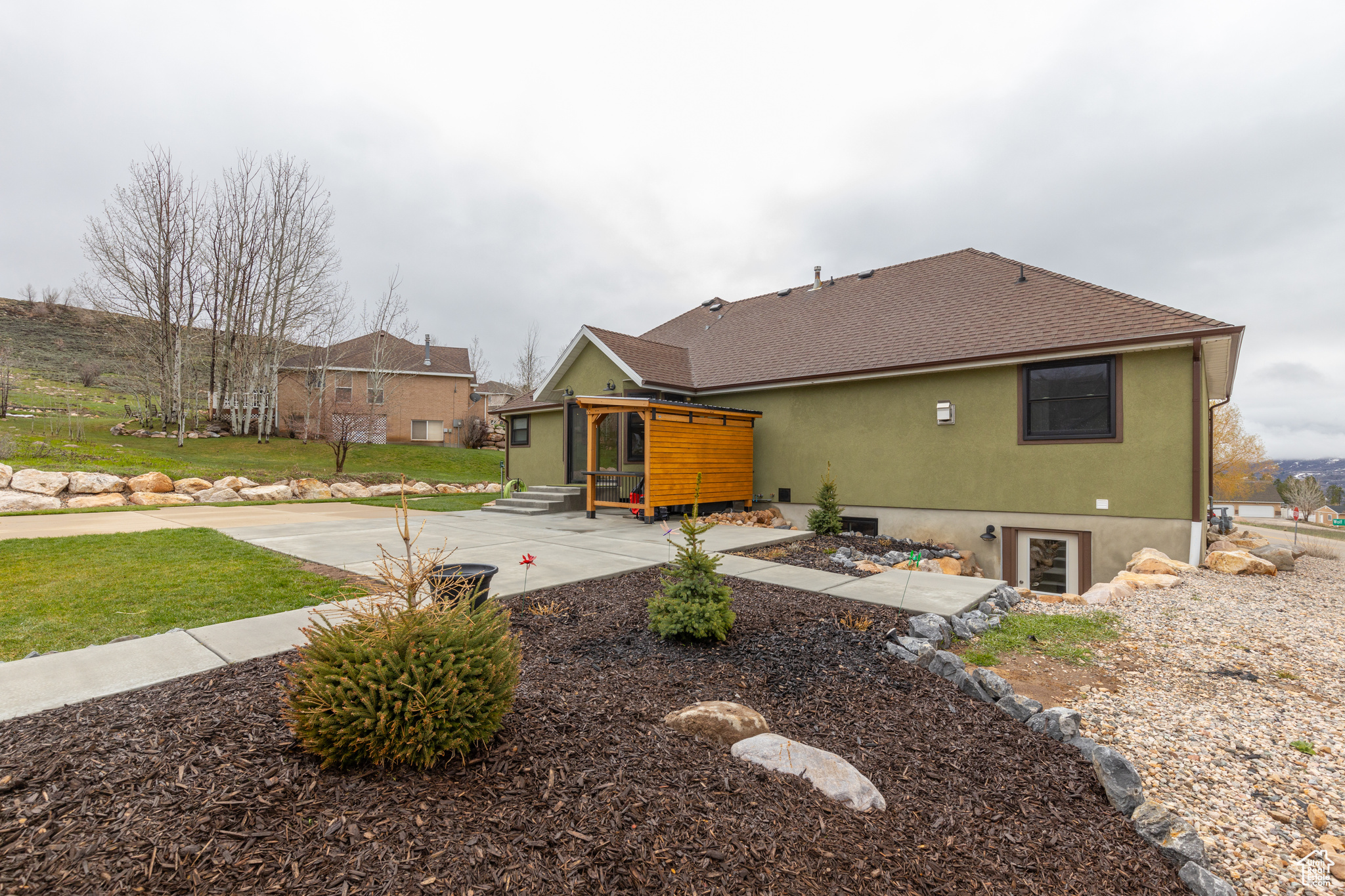 5108 N WOLF RIDGE CIR