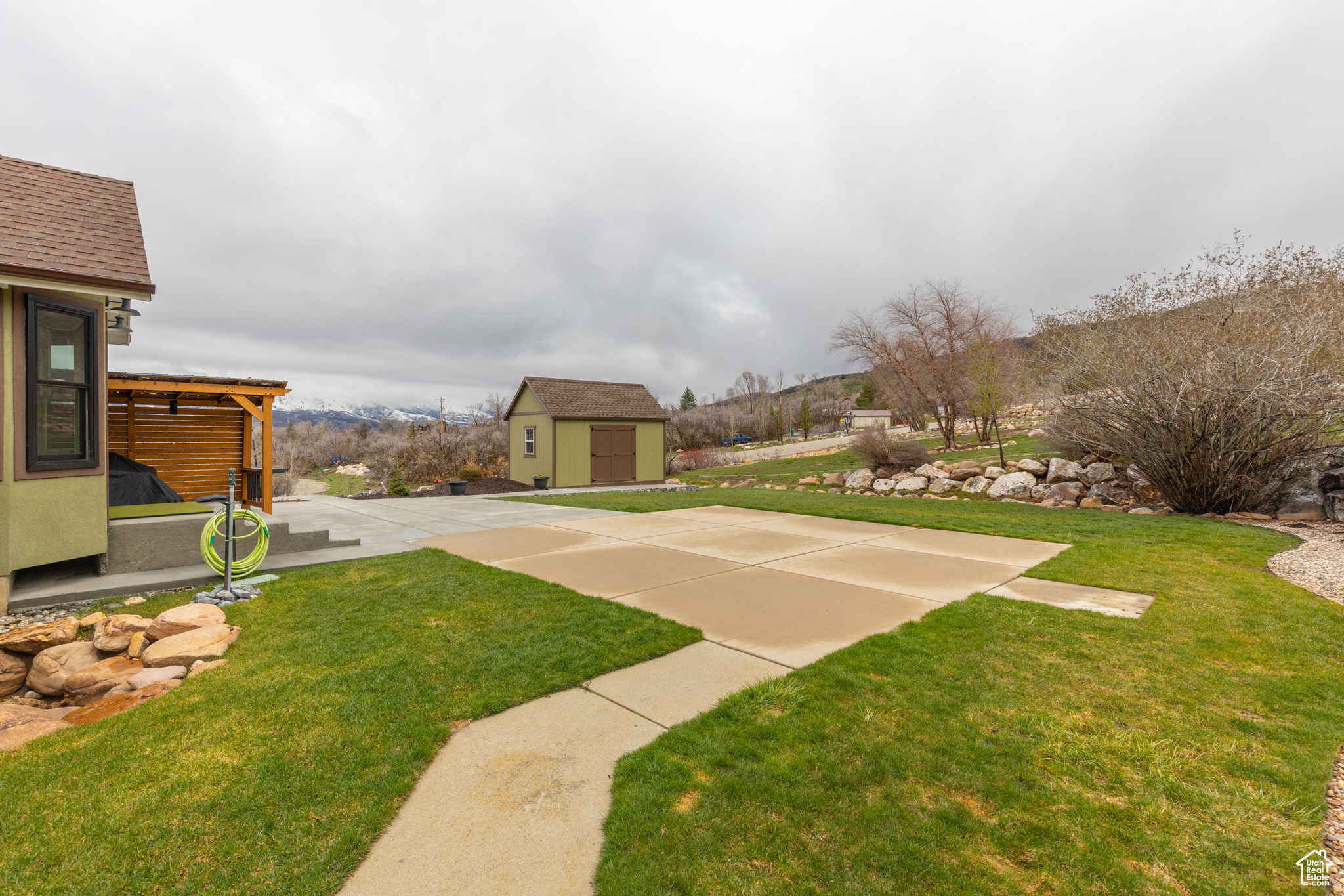 5108 N WOLF RIDGE CIR