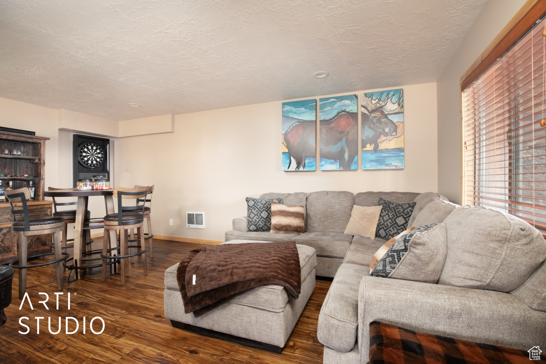 1414 ELK RD