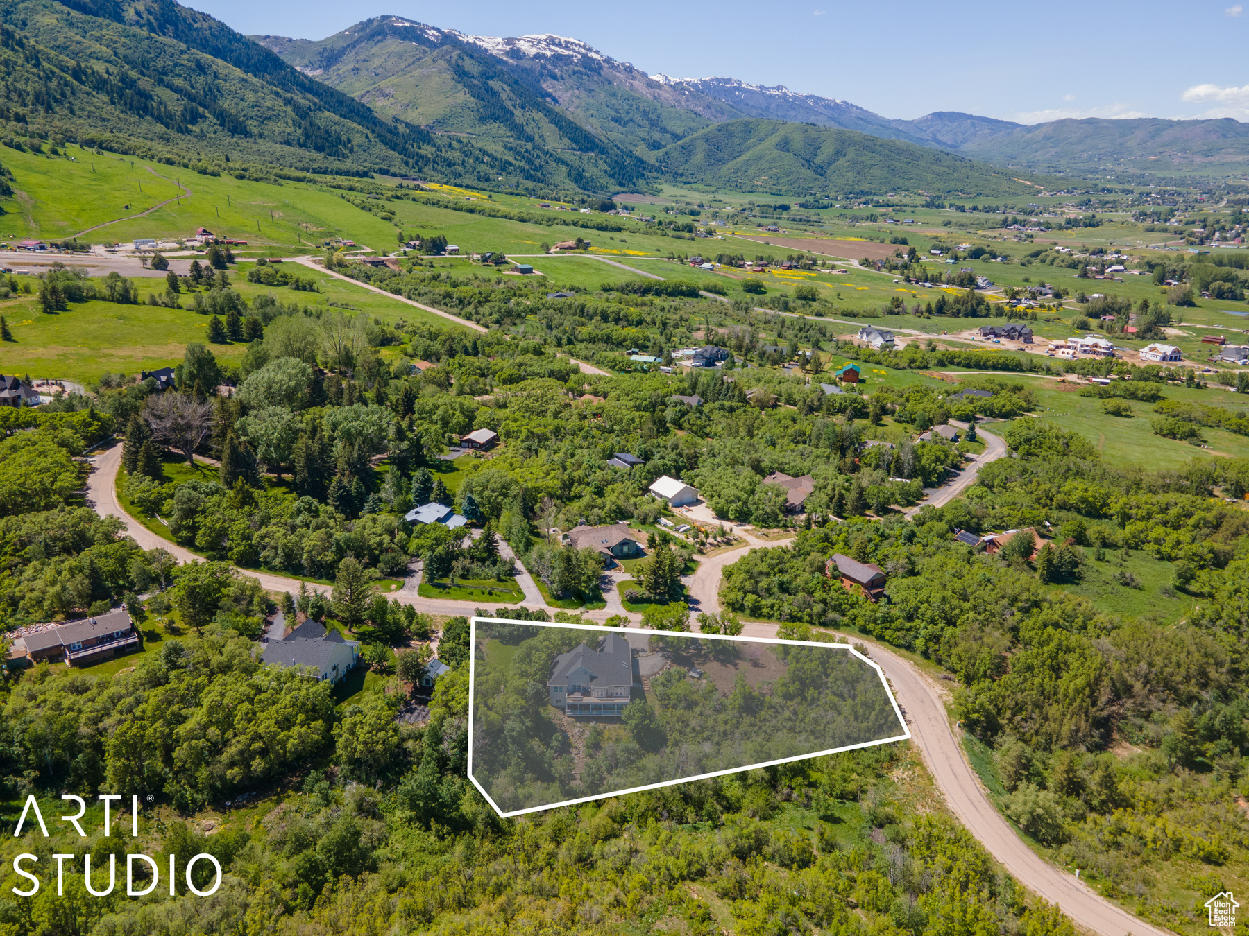 3855 NORDIC VALLEY DR