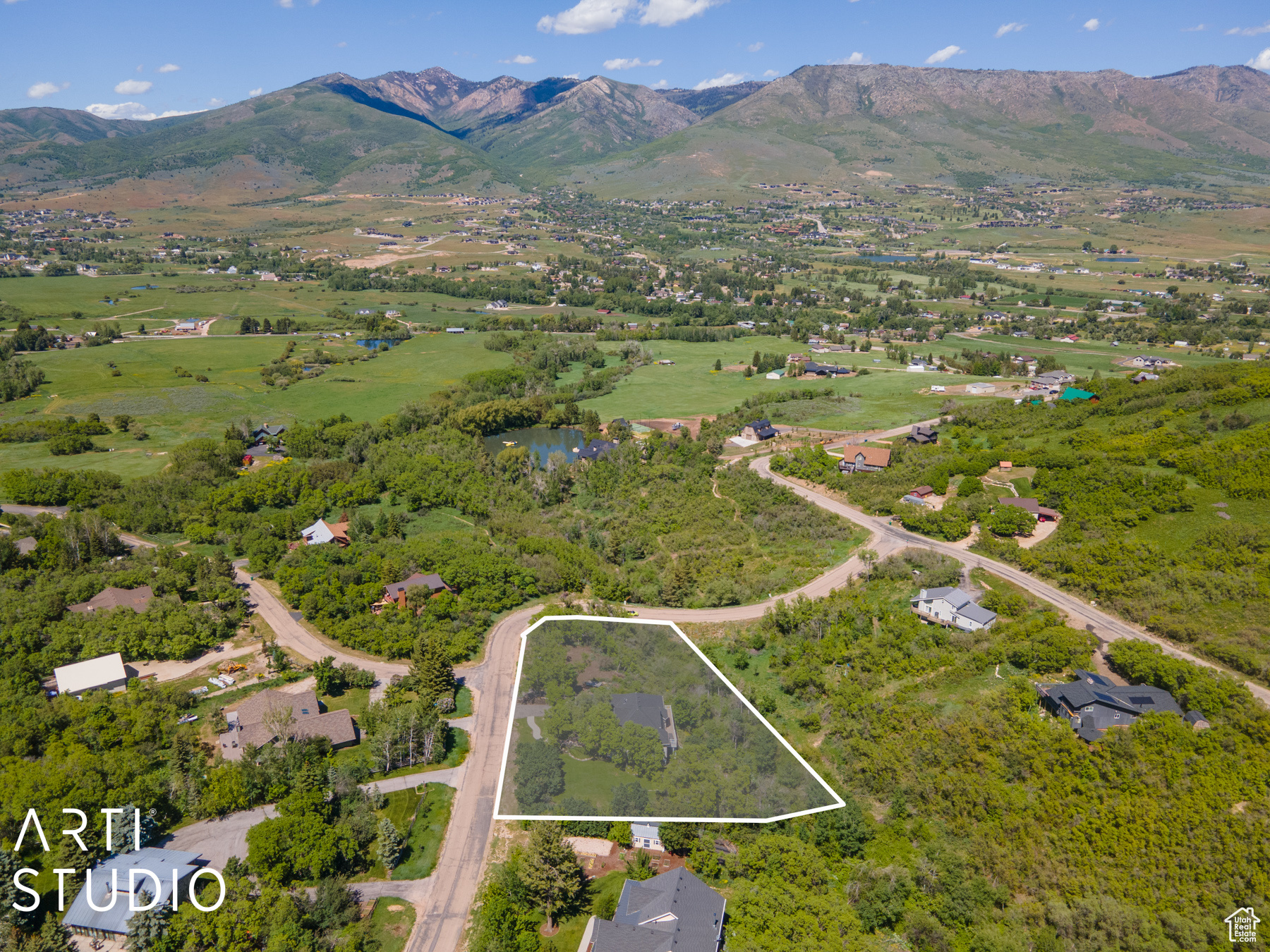 3855 NORDIC VALLEY DR