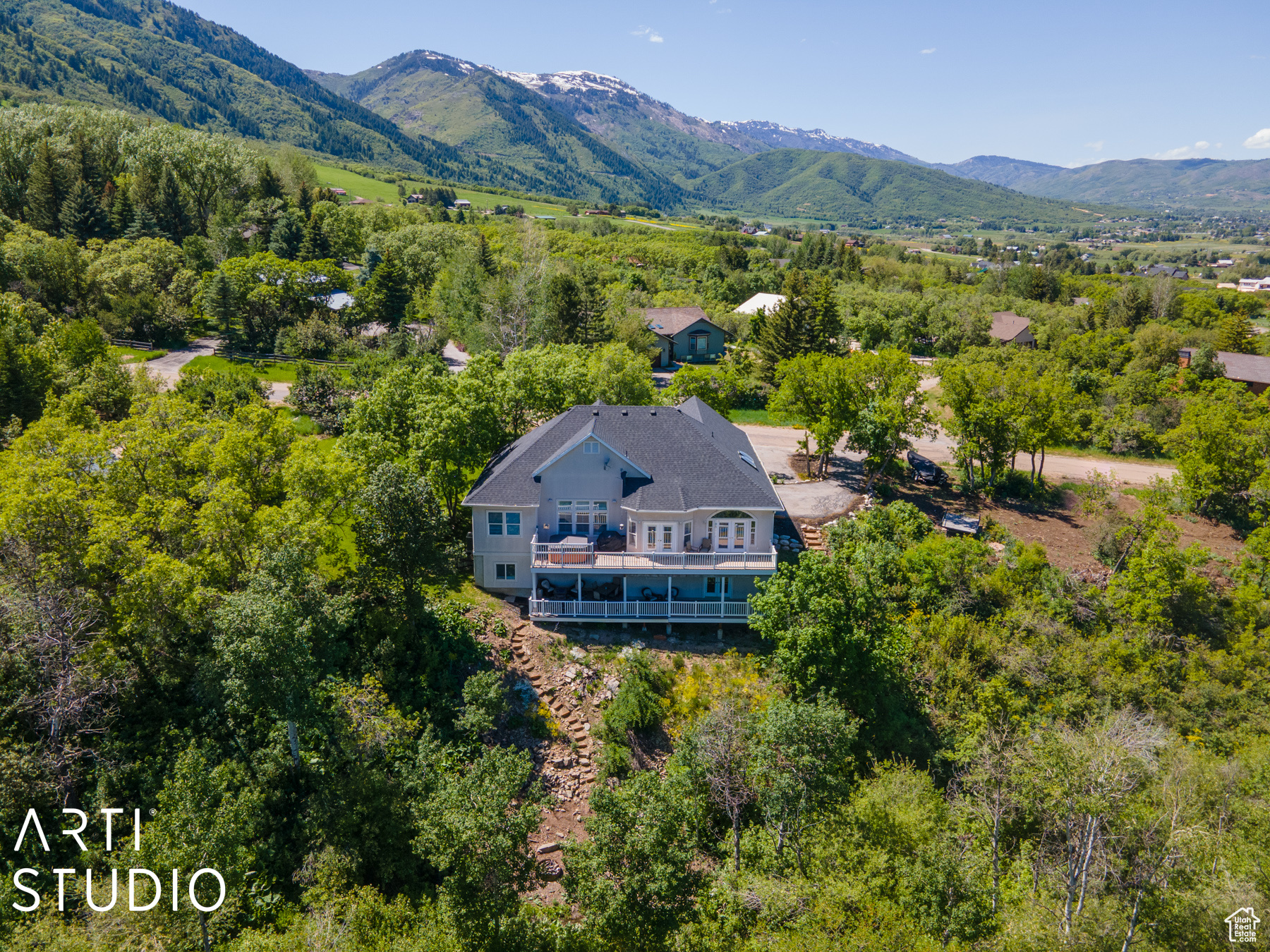 3855 NORDIC VALLEY DR