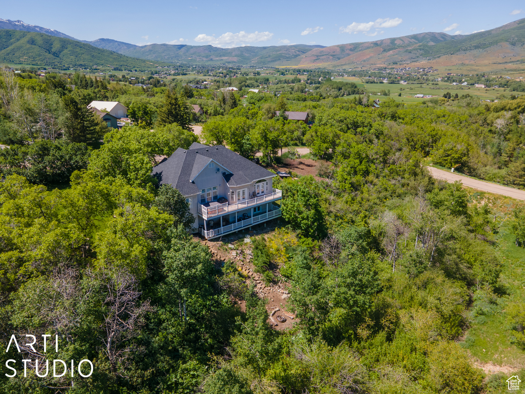 3855 NORDIC VALLEY DR