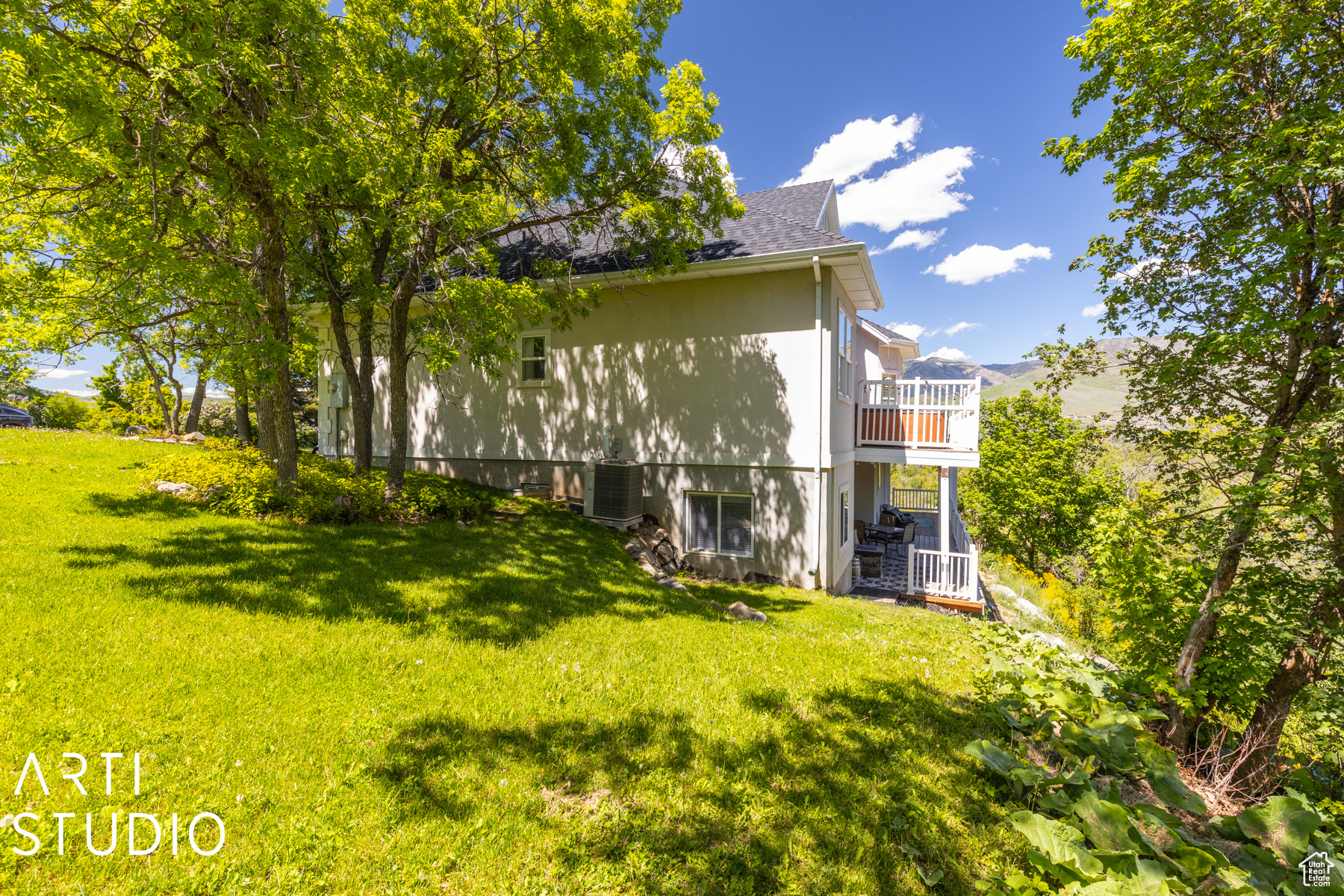 3855 NORDIC VALLEY DR