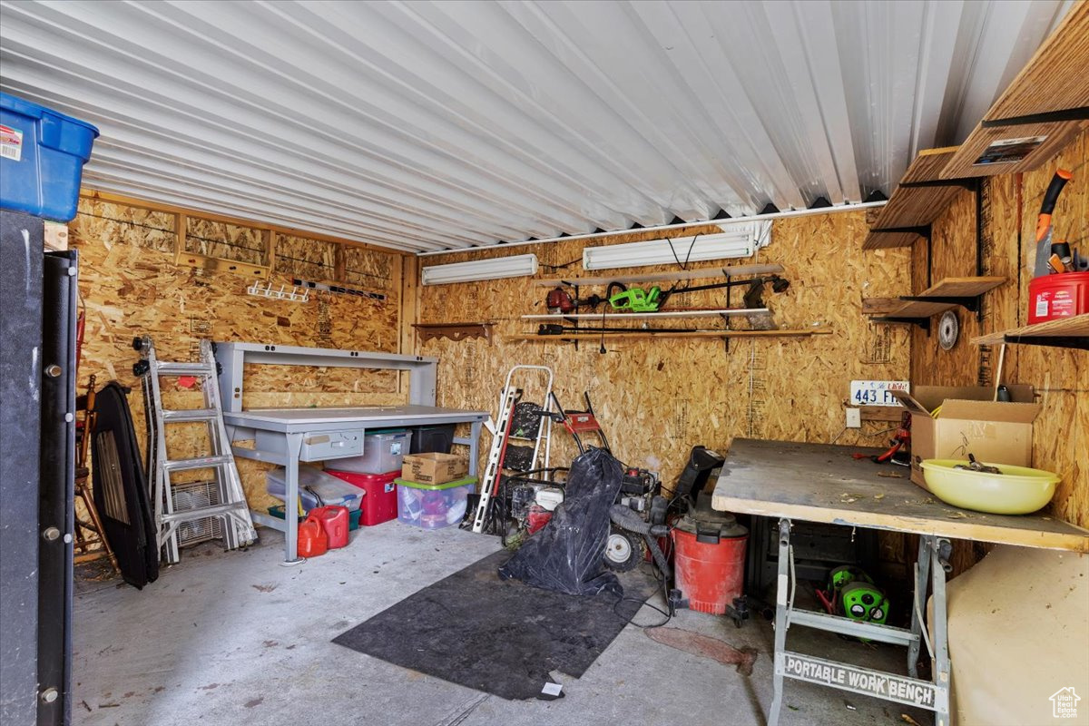 1222 PORTER AVE