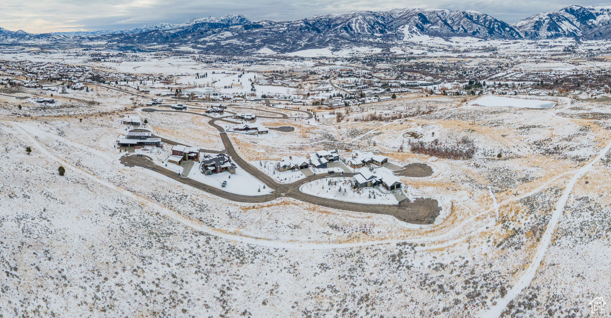 4058 N MOUNTAIN RIDGE DR Unit: 43