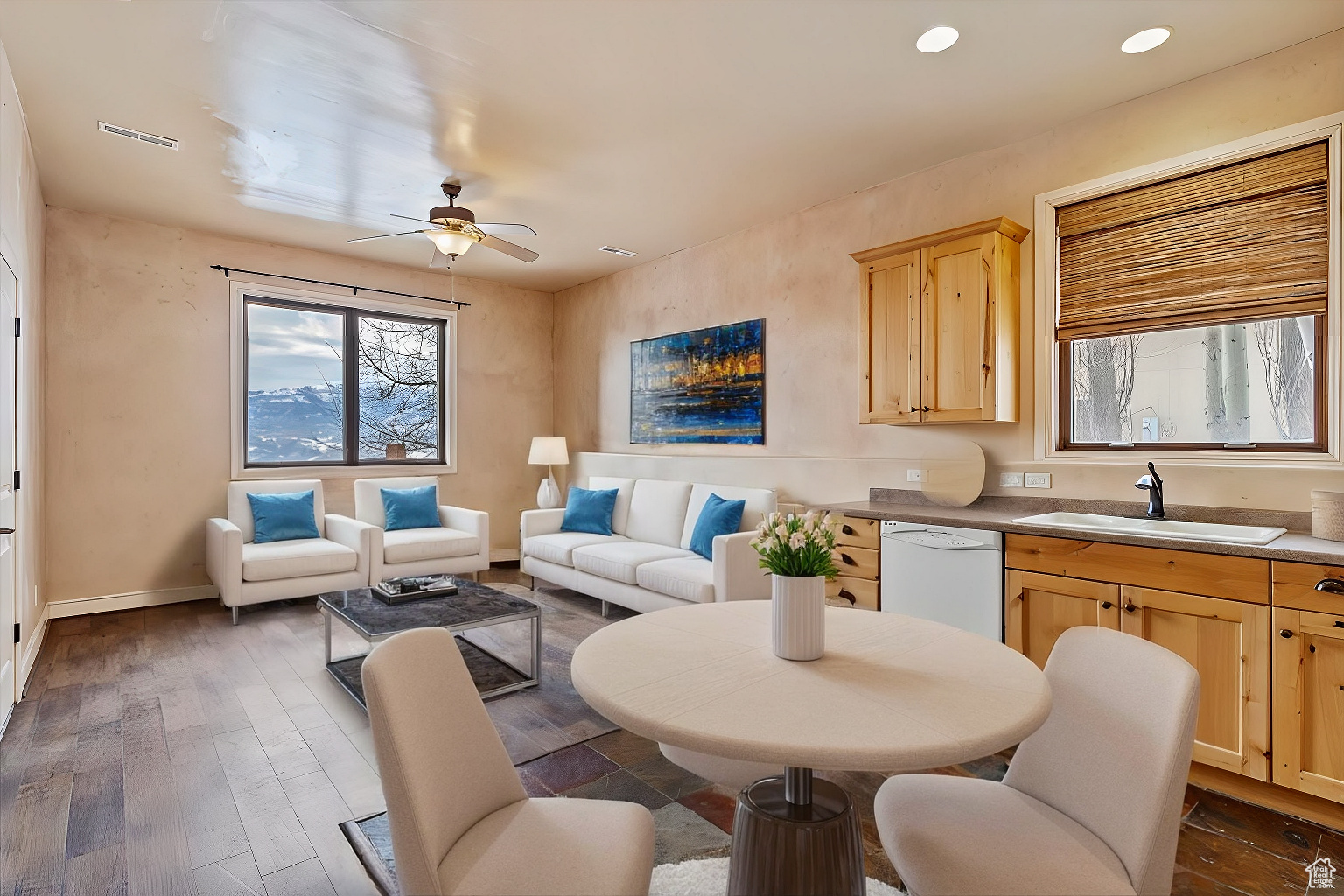 5384 E ELKHORN CIR