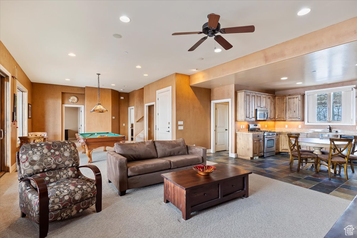 5384 E ELKHORN CIR