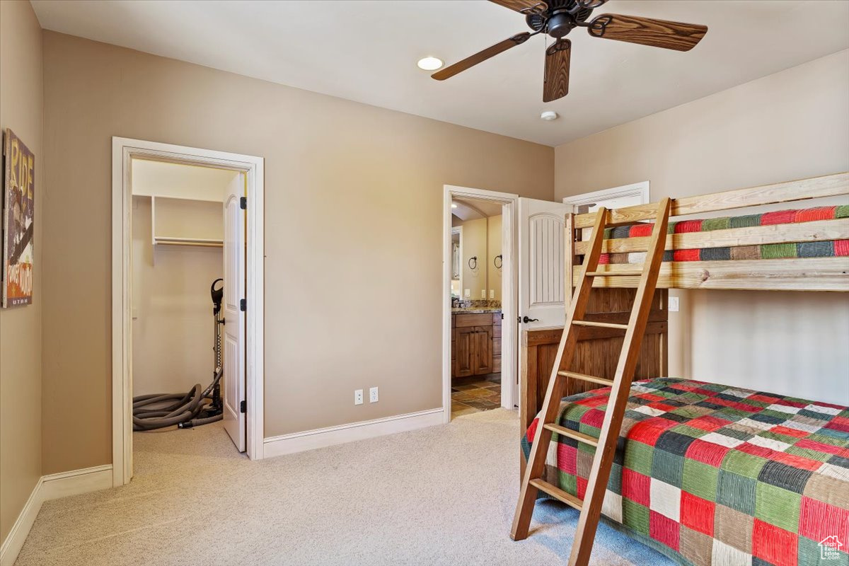 5384 E ELKHORN CIR