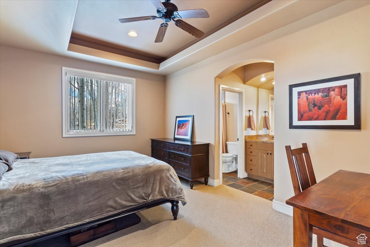 5384 E ELKHORN CIR