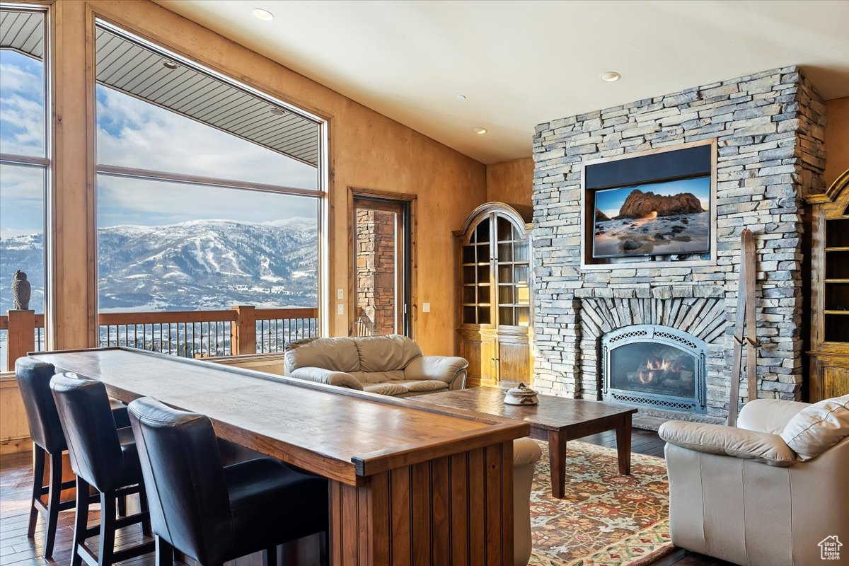 5384 E ELKHORN CIR