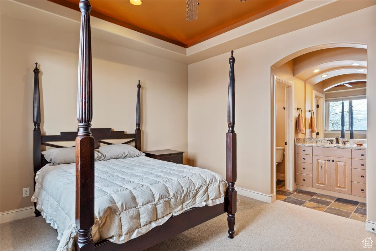 5384 E ELKHORN CIR