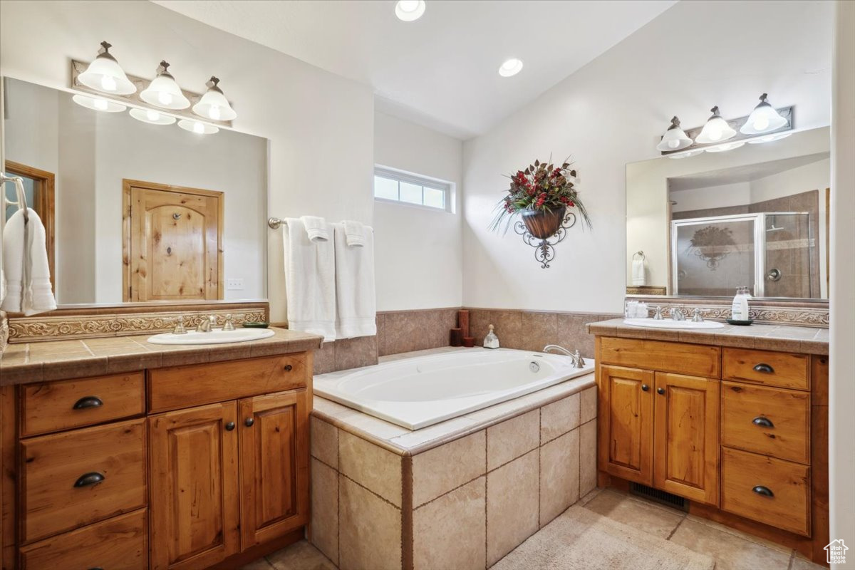 3634 N HUNTSMAN PATH #C201