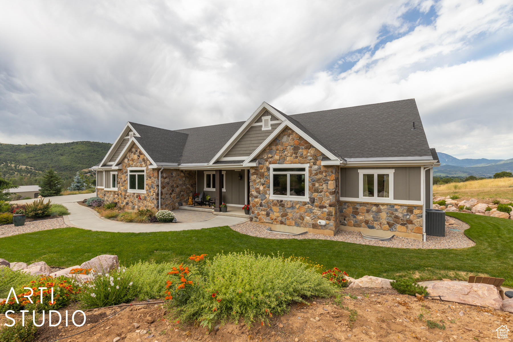 10350 E HWY 39