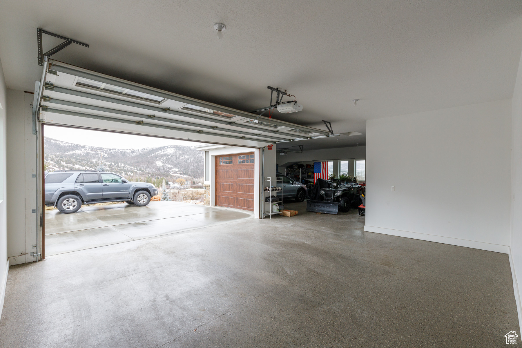 10350 E HWY 39