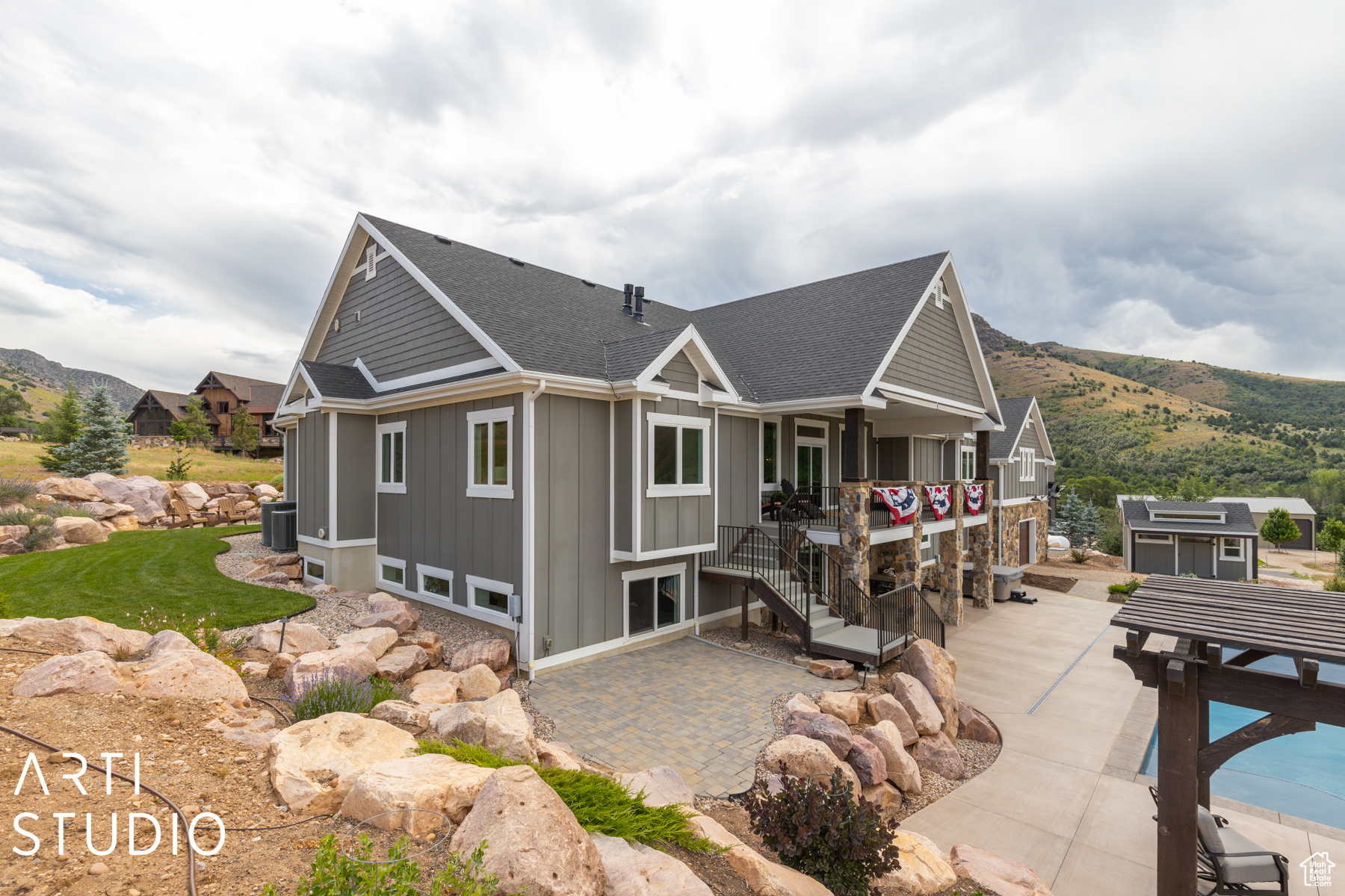 10350 E HWY 39