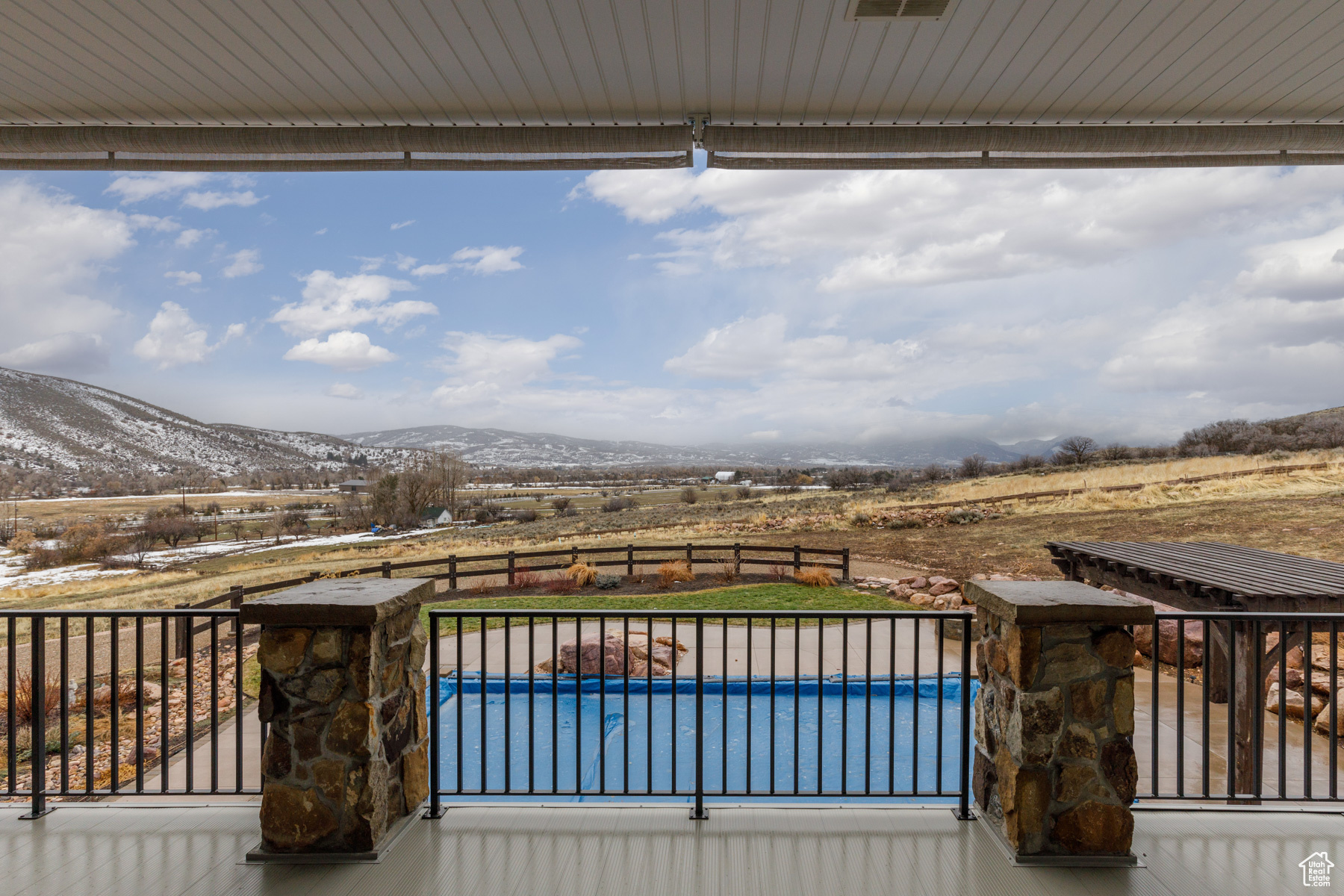 10350 E HWY 39