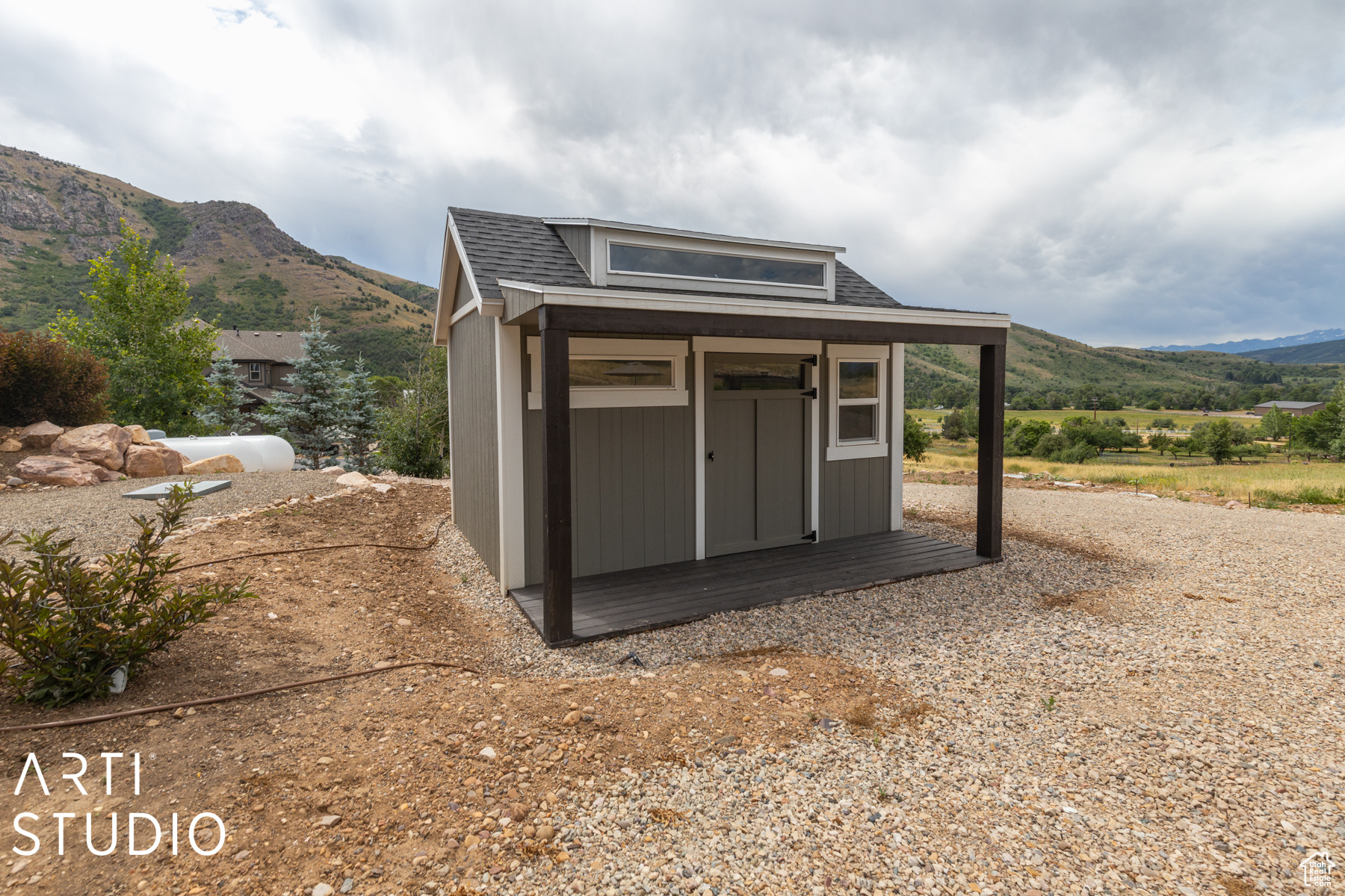 10350 E HWY 39