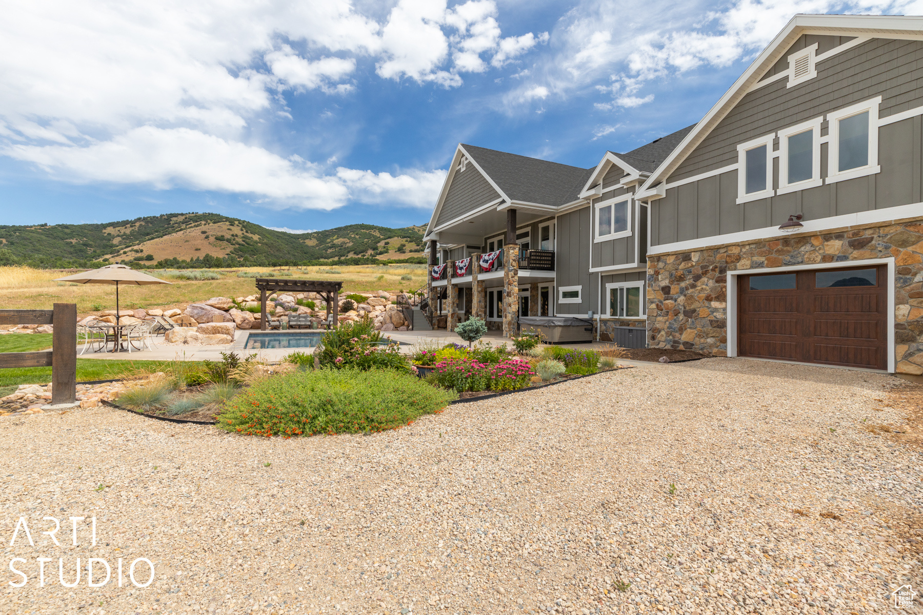 10350 E HWY 39