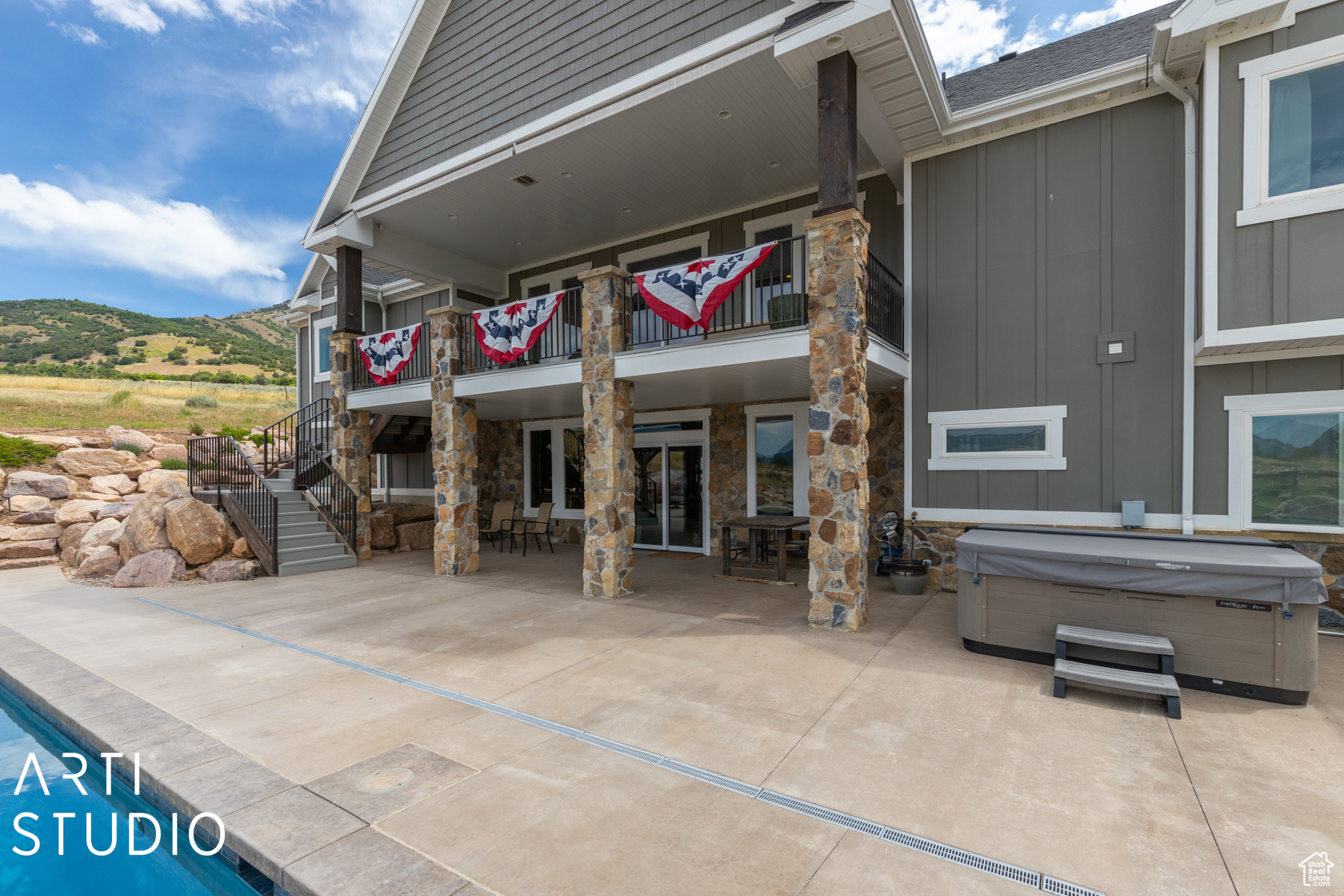 10350 E HWY 39