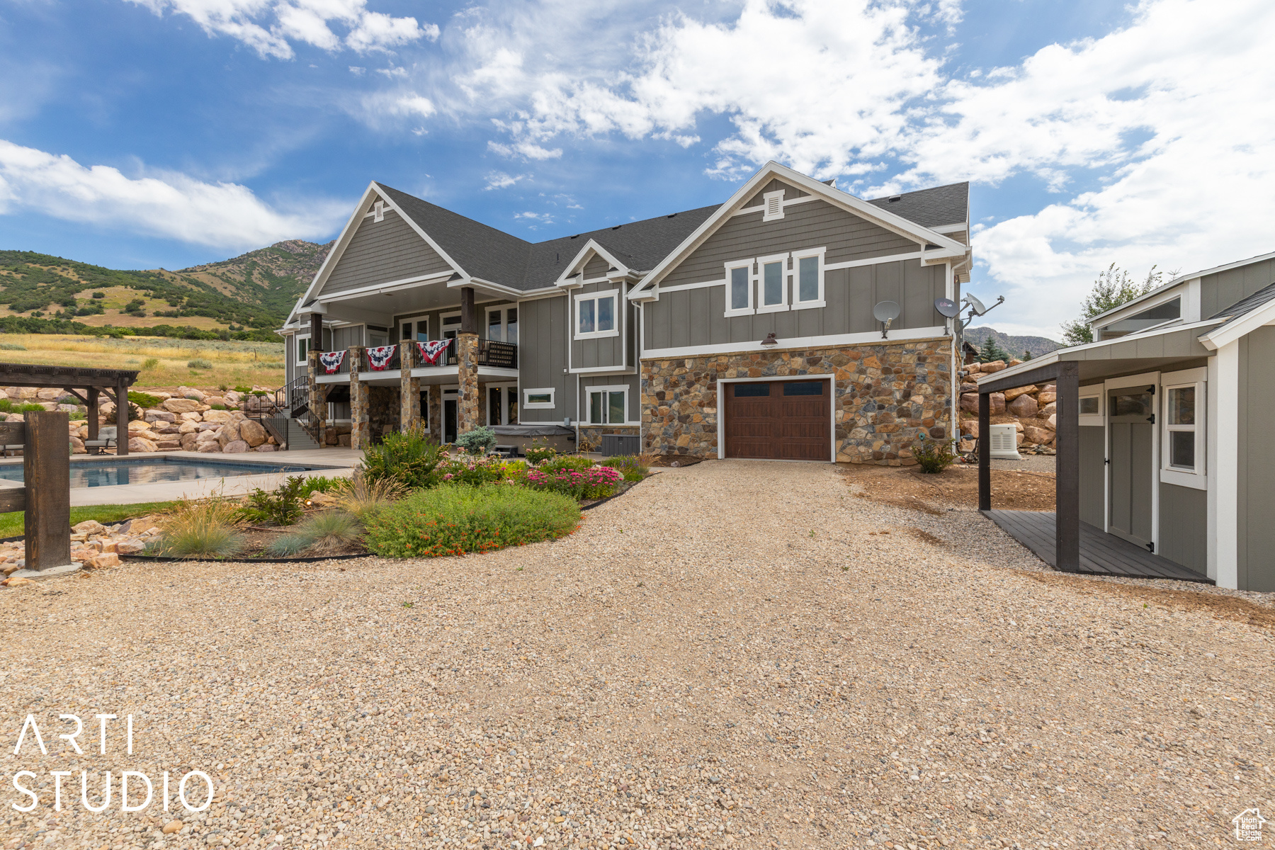 10350 E HWY 39