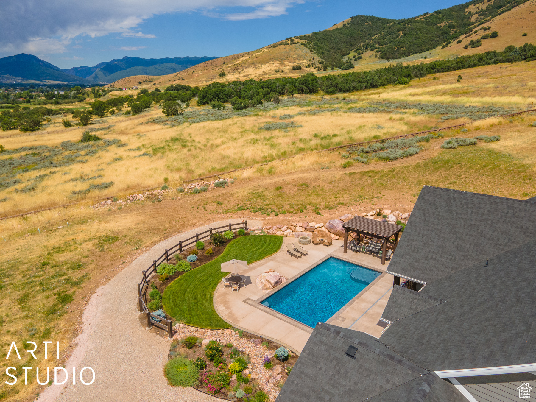 10350 E HWY 39