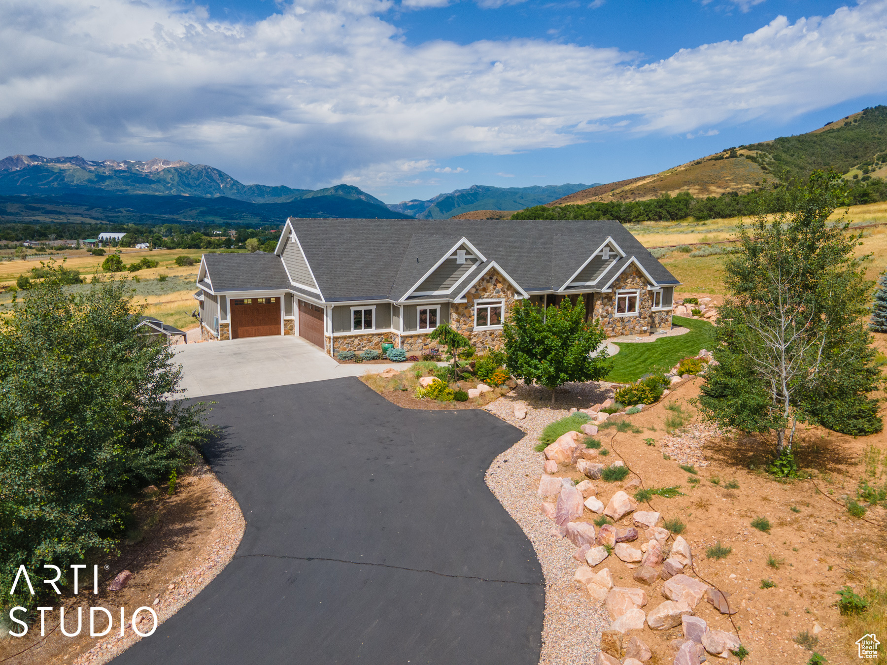10350 E HWY 39