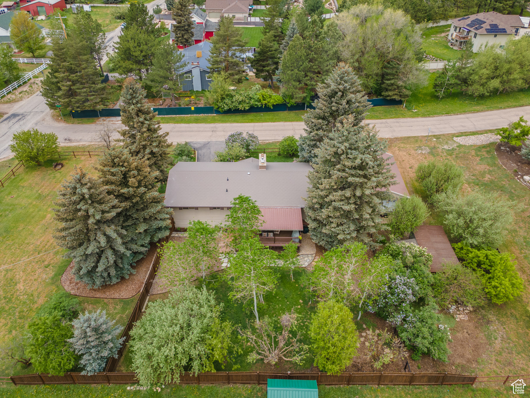 3250 N RIVER DR