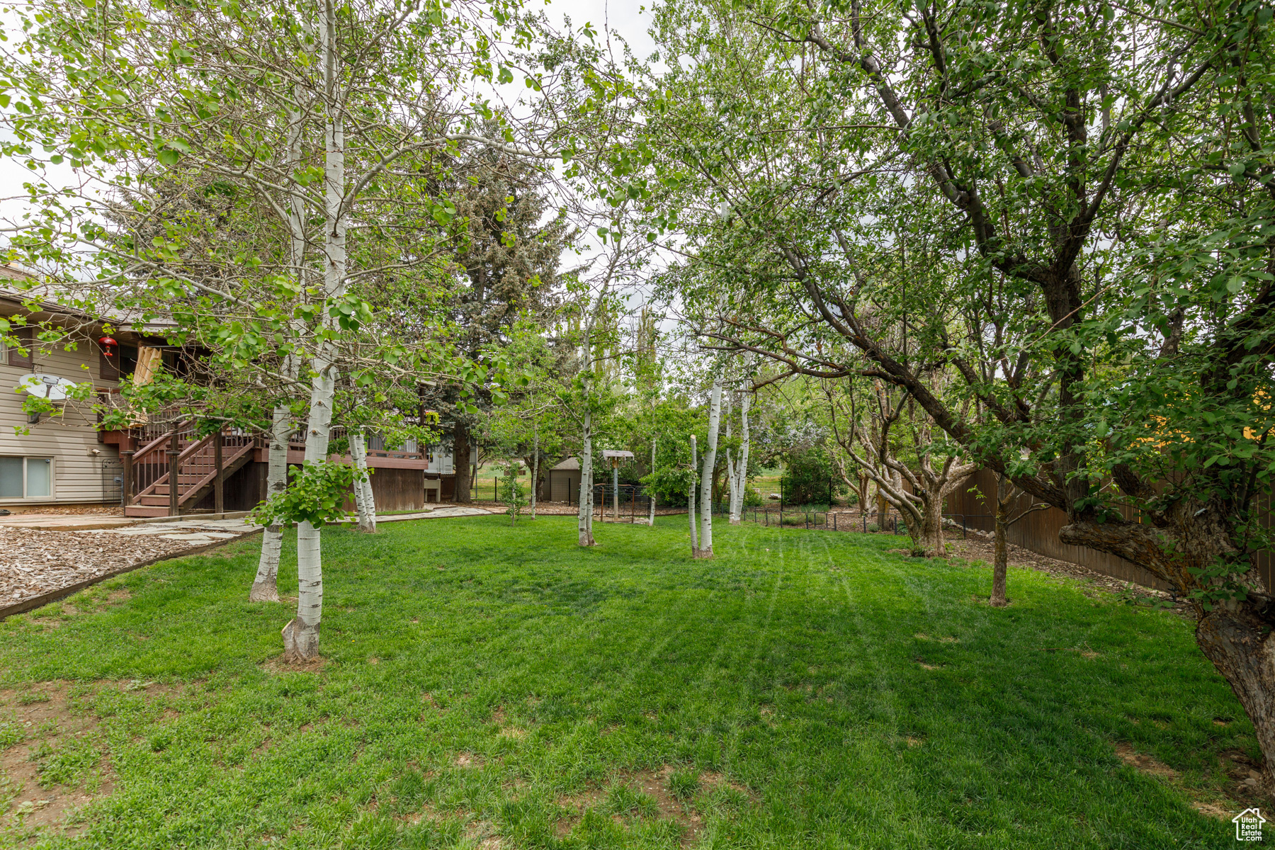 3250 N RIVER DR