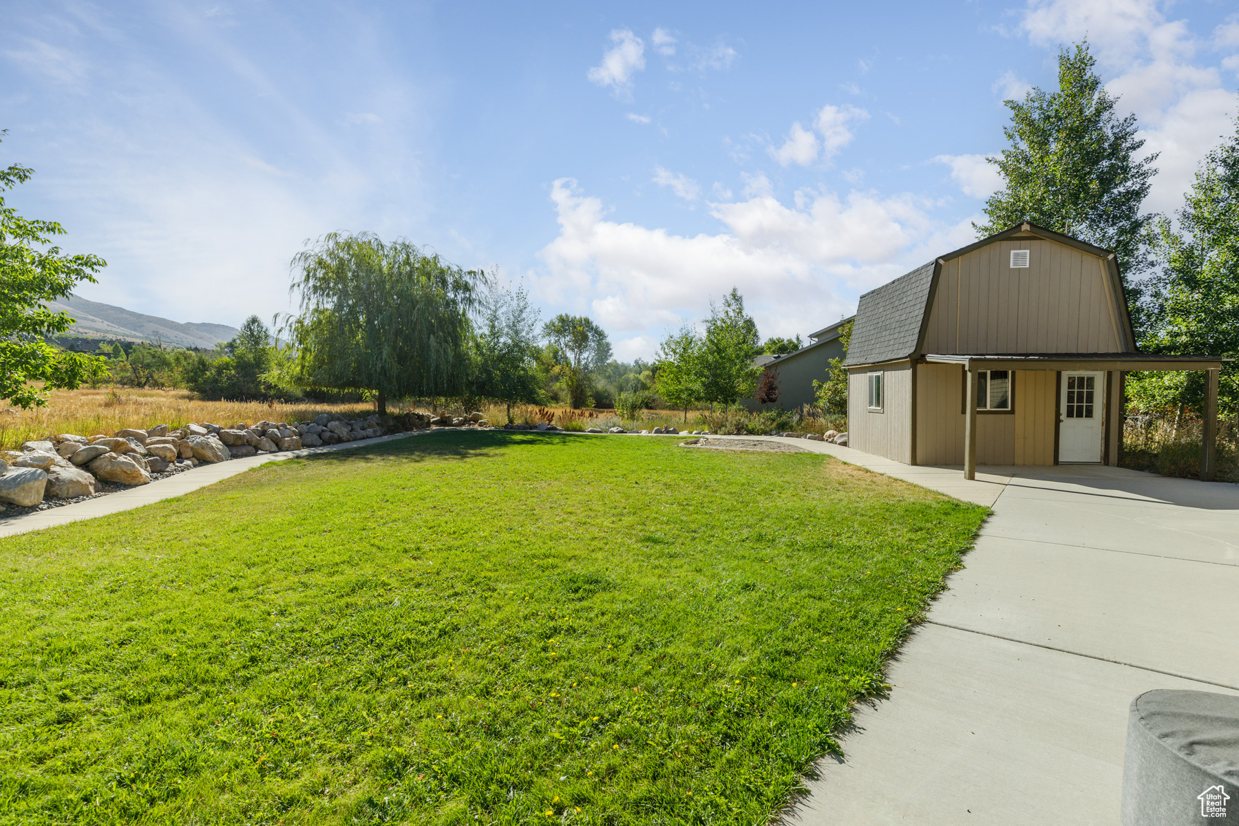 3844 N PATIO SPRINGS DR