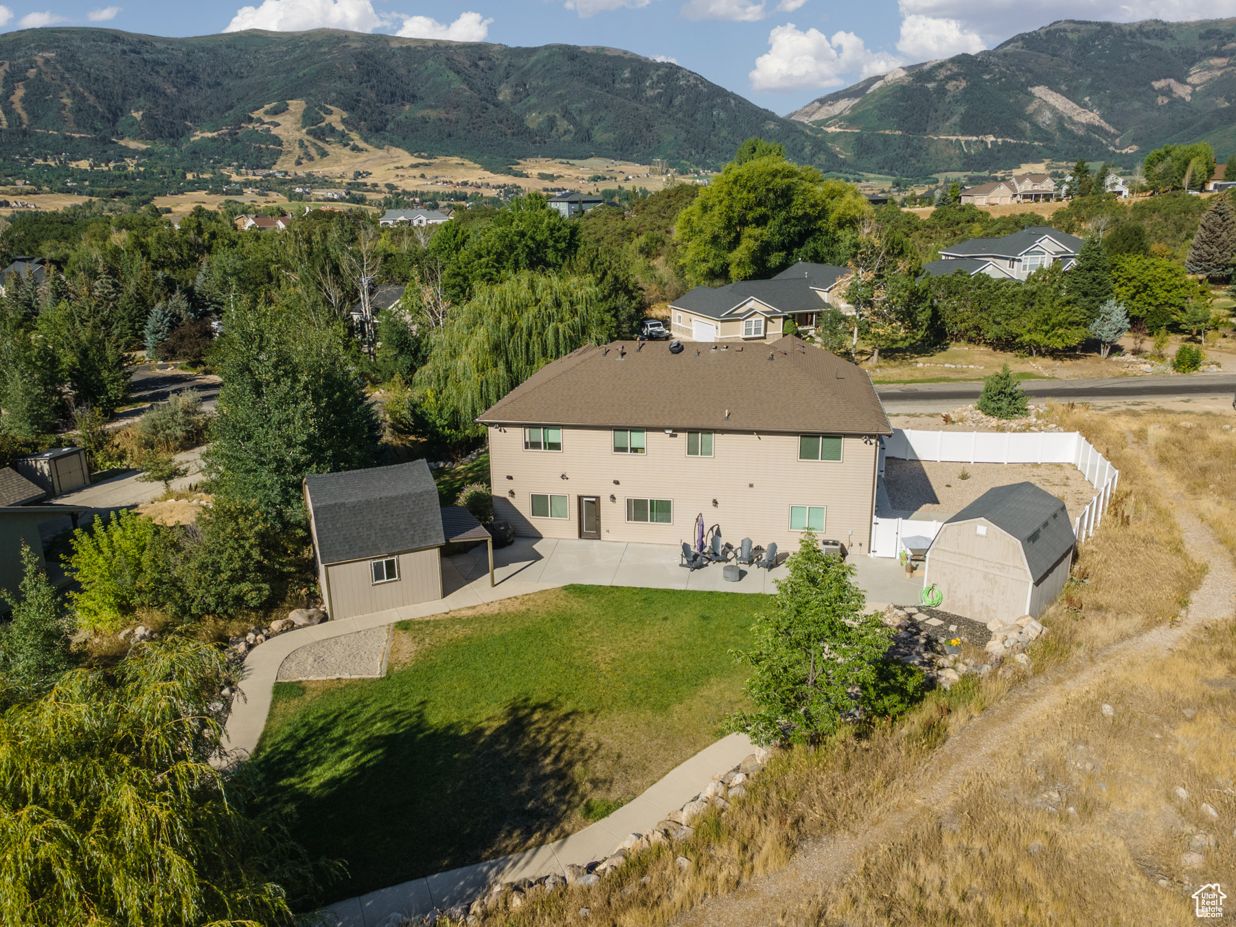 3844 N PATIO SPRINGS DR