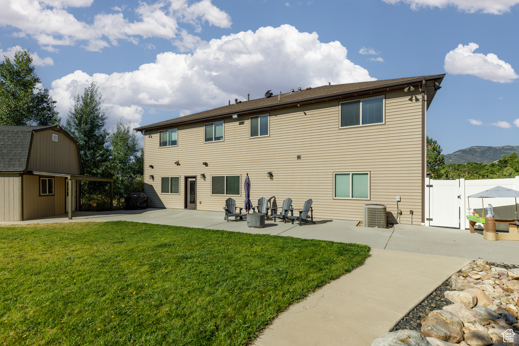 3844 N PATIO SPRINGS DR