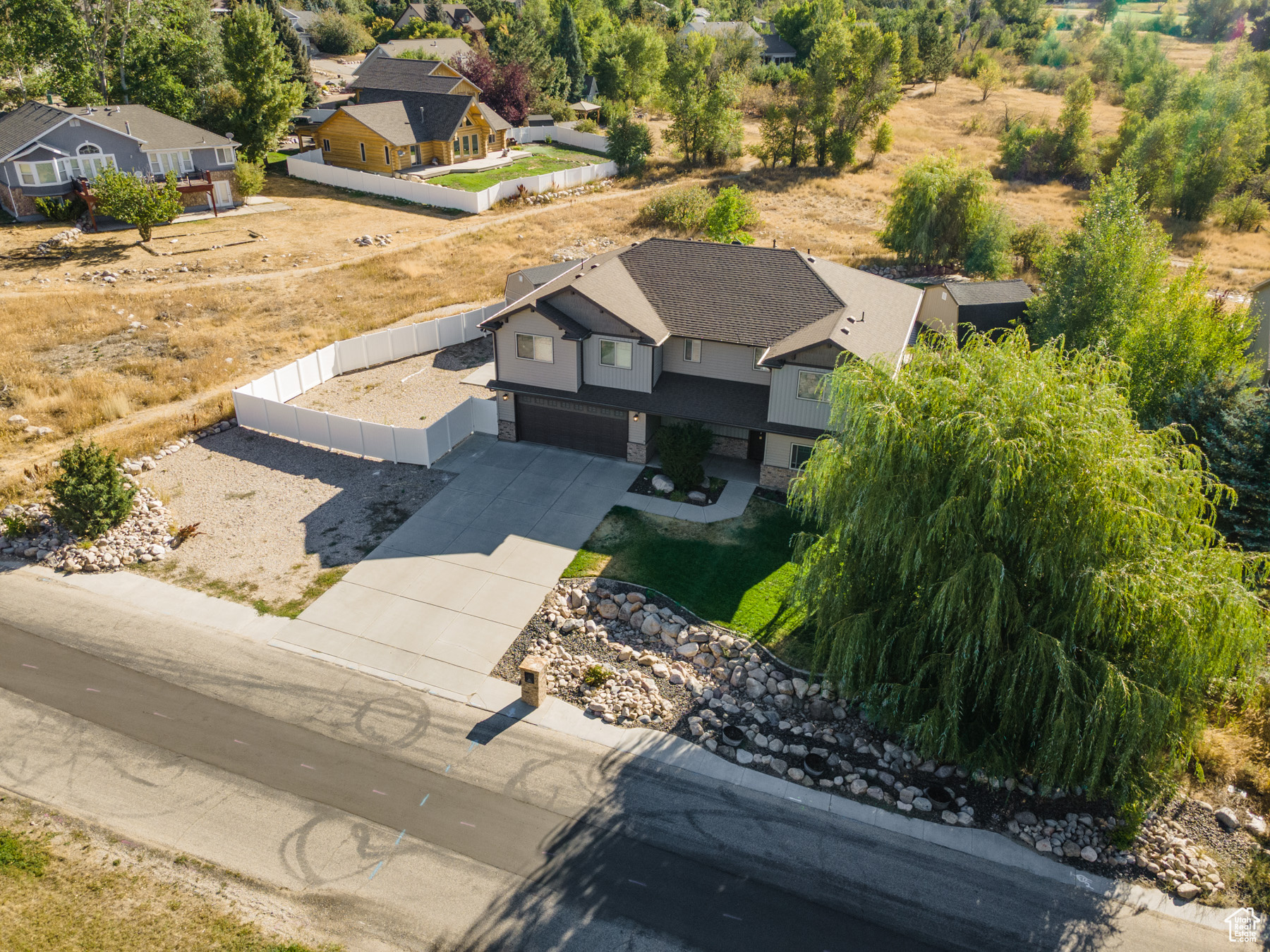 3844 N PATIO SPRINGS DR