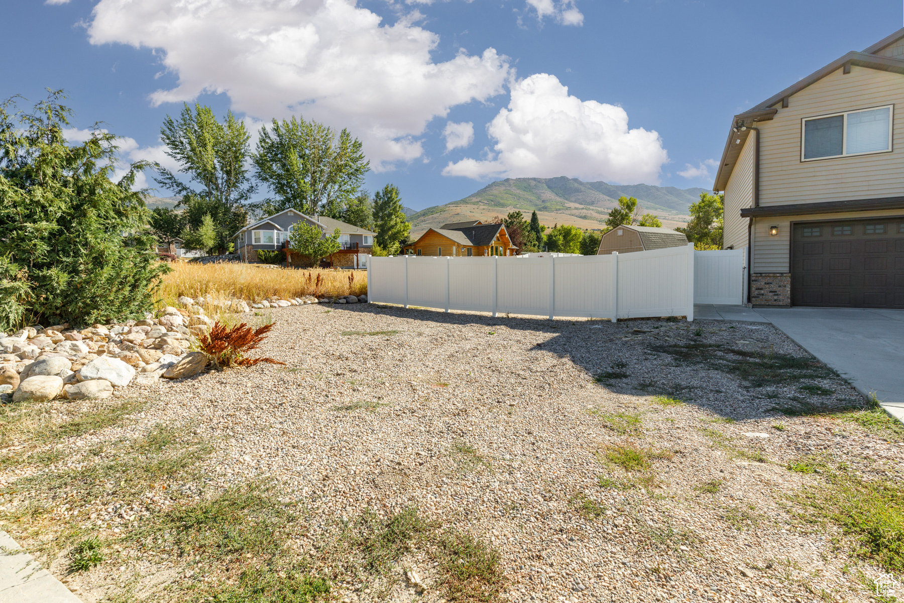 3844 N PATIO SPRINGS DR