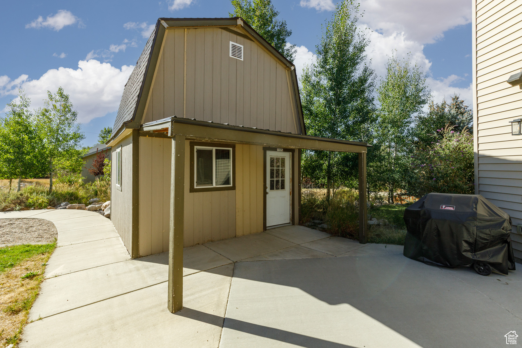 3844 N PATIO SPRINGS DR