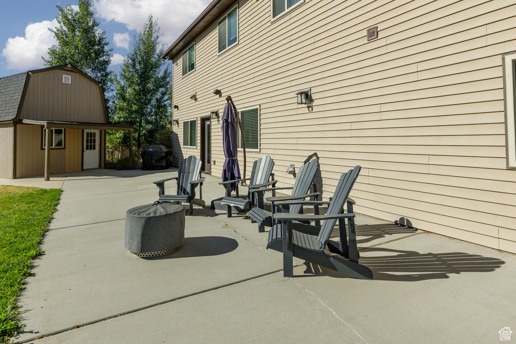 3844 N PATIO SPRINGS DR