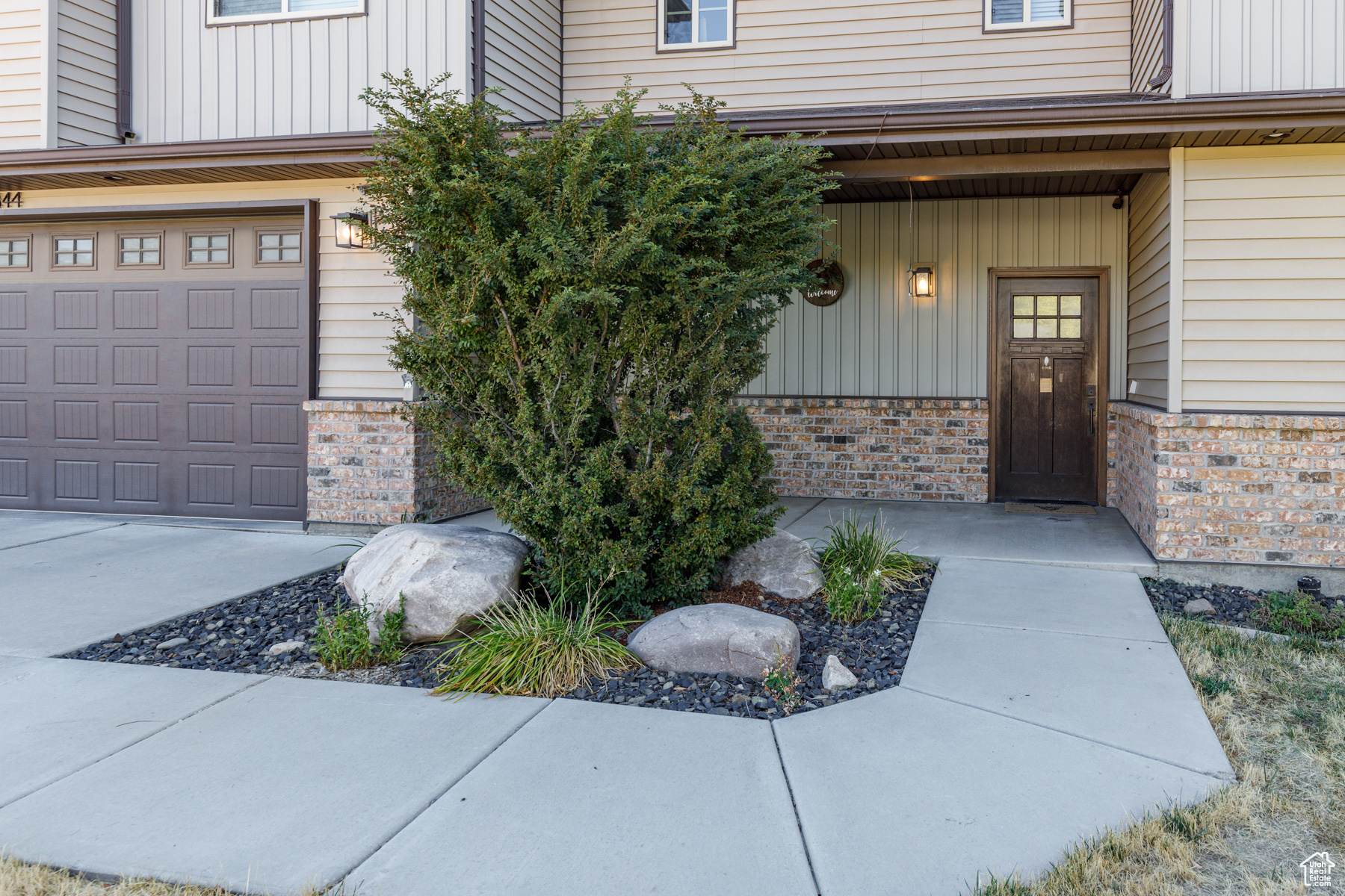 3844 N PATIO SPRINGS DR