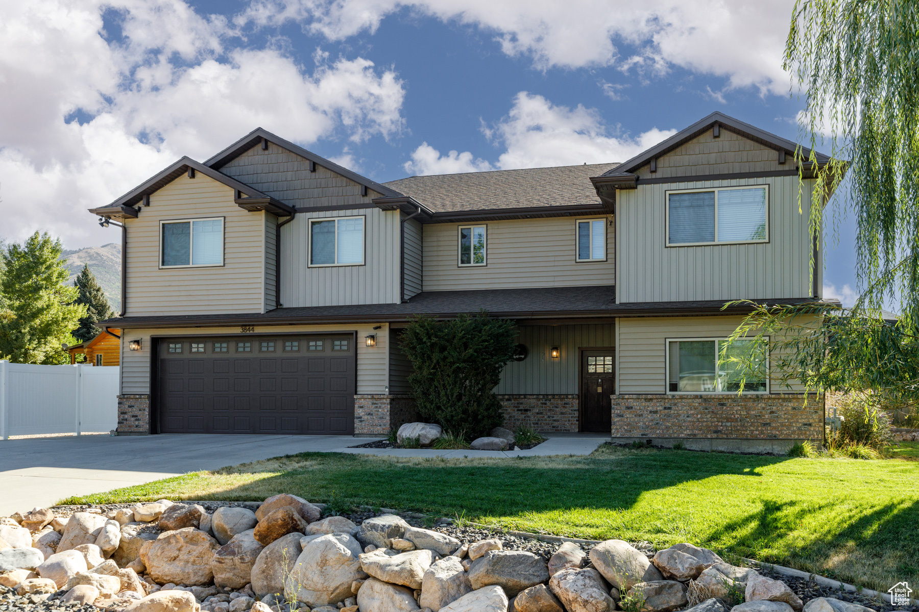 3844 N PATIO SPRINGS DR