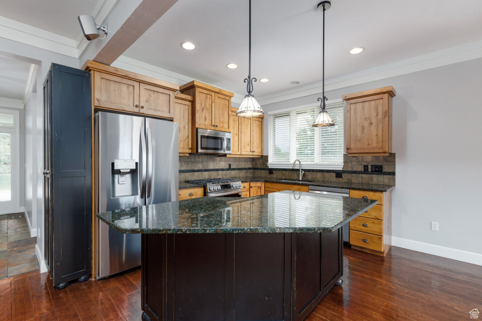 6061 E BIGHORN PKWY