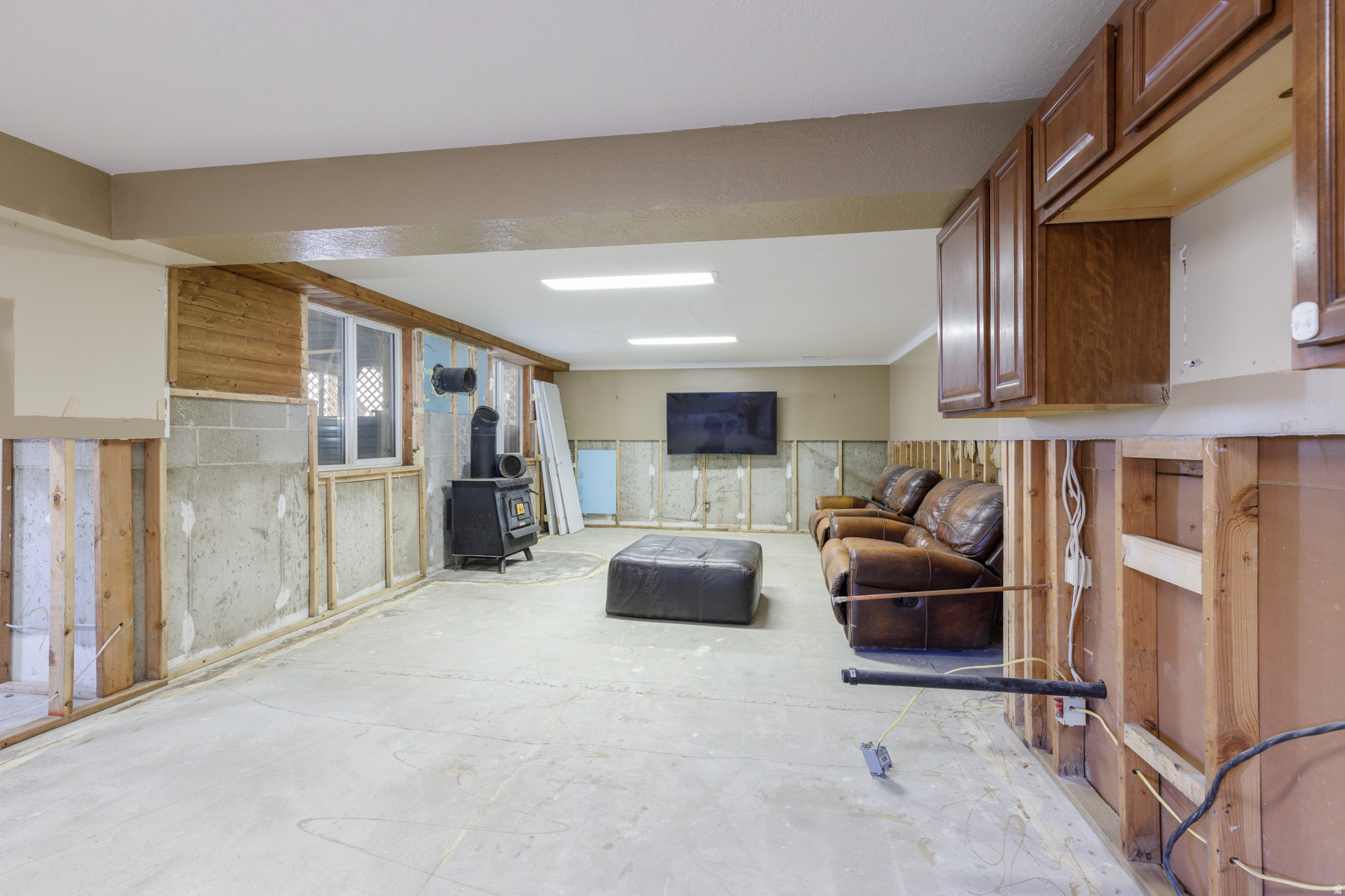 4026 N 3775 E