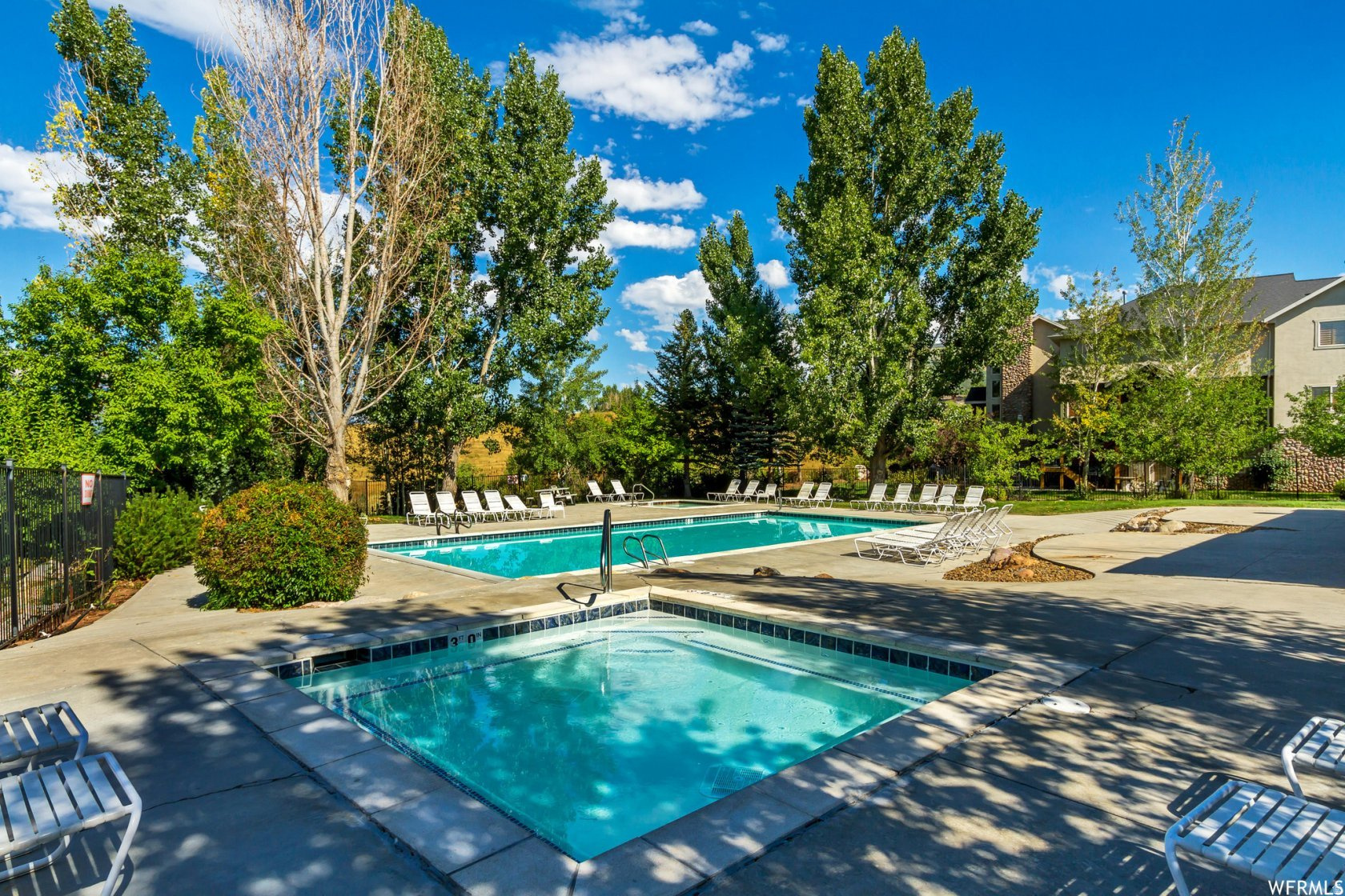 3518 N MOOSE HOLLOW #1403