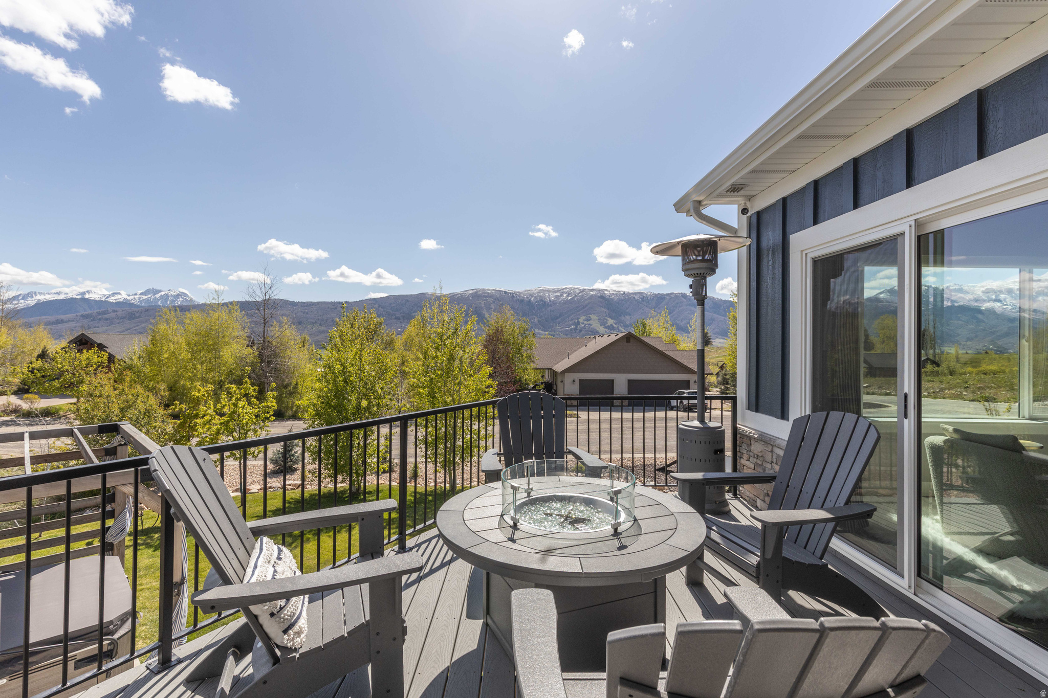 3568 N ELKRIDGE TRL