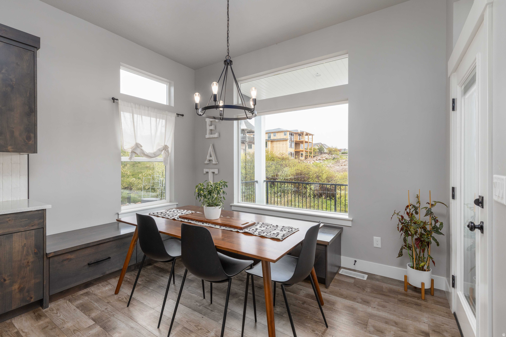 3568 N ELKRIDGE TRL