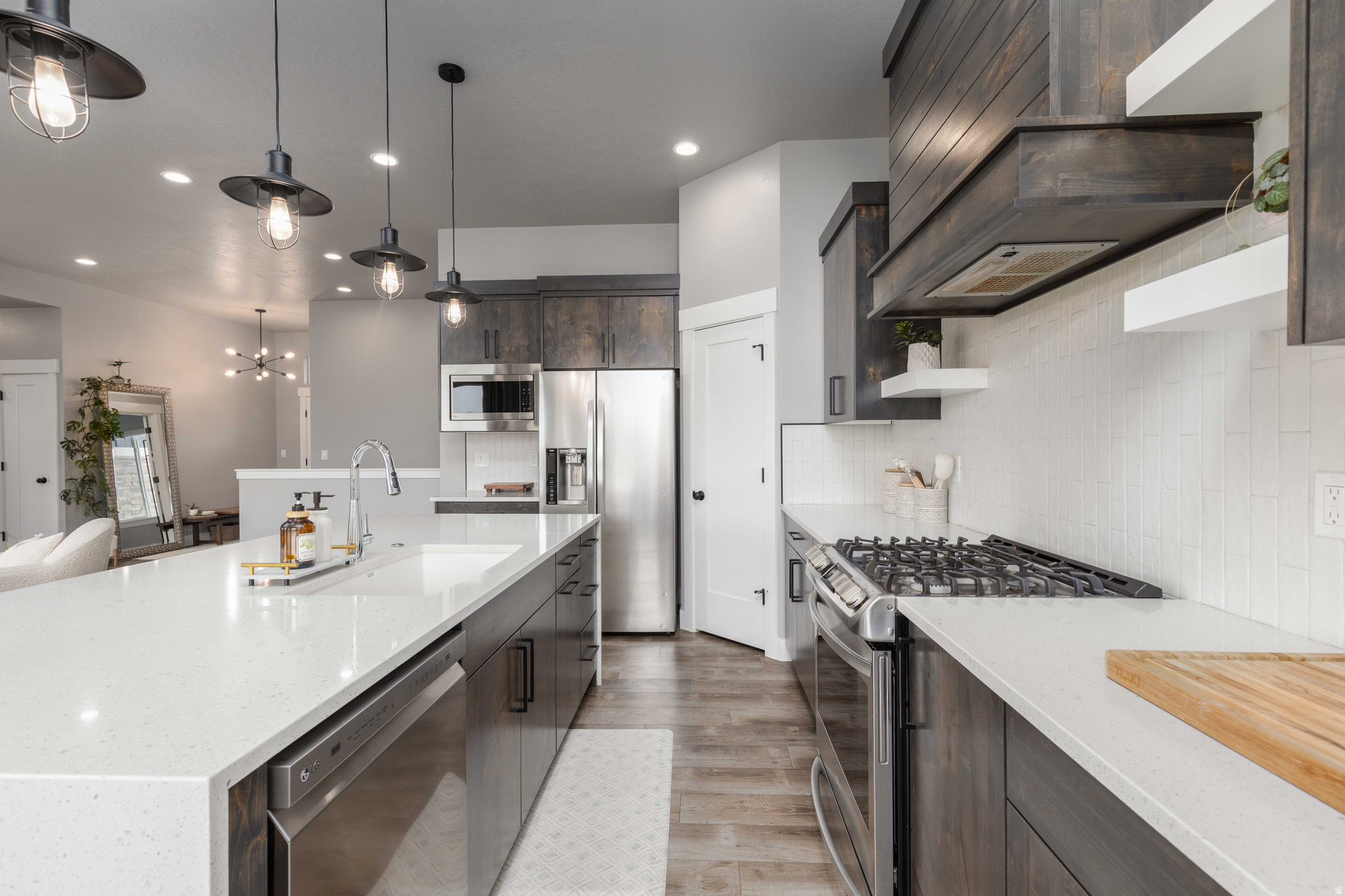 3568 N ELKRIDGE TRL
