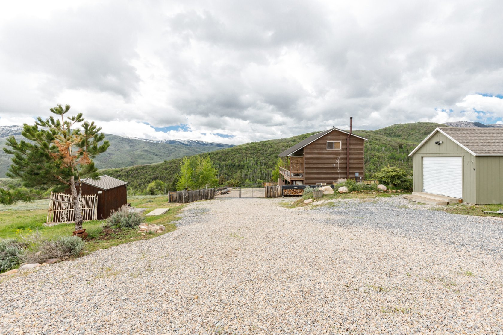 13149 E PINE CANYON RD