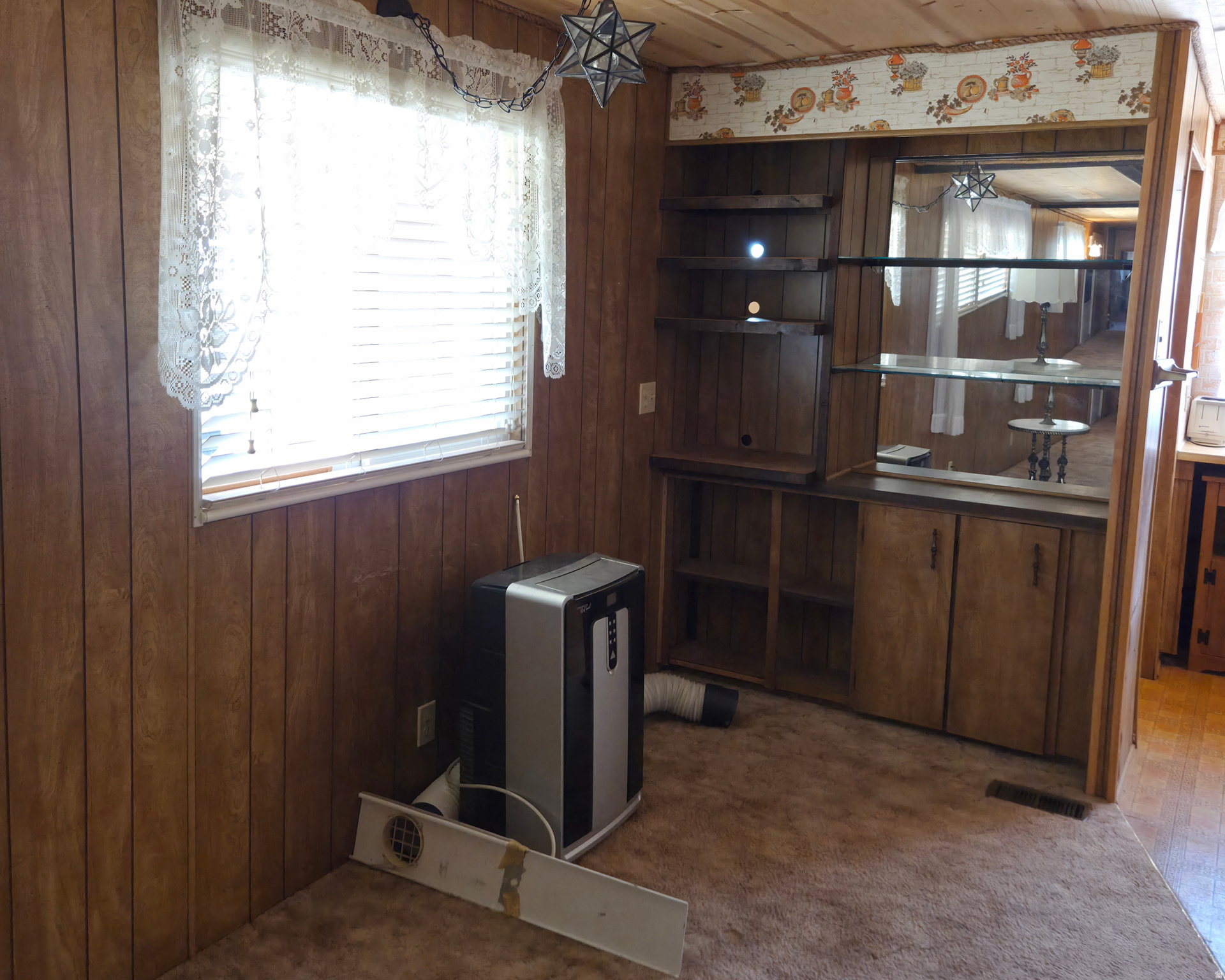 921 E BREEZE WAY #180
