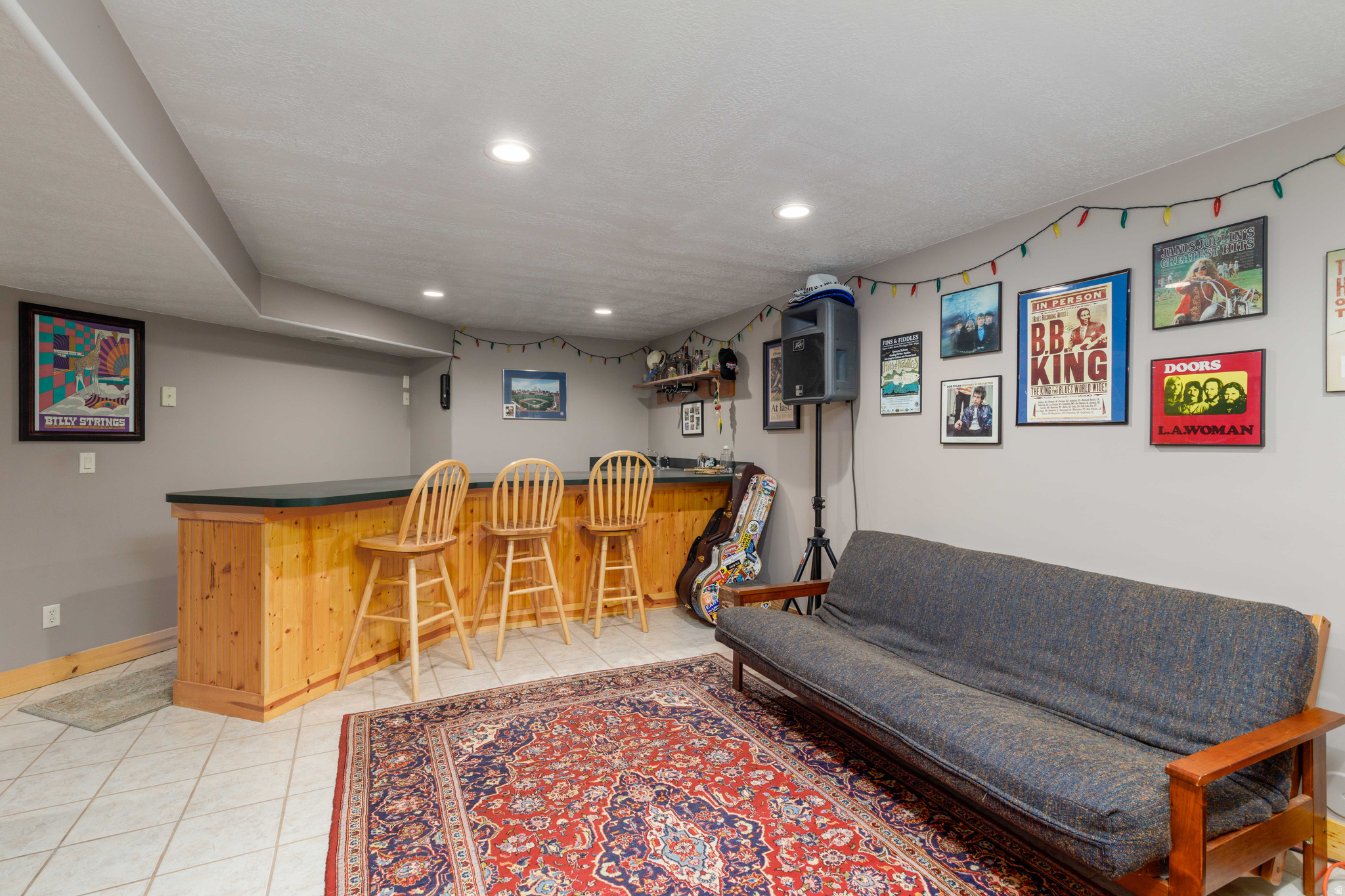 3448 N FULLER DR